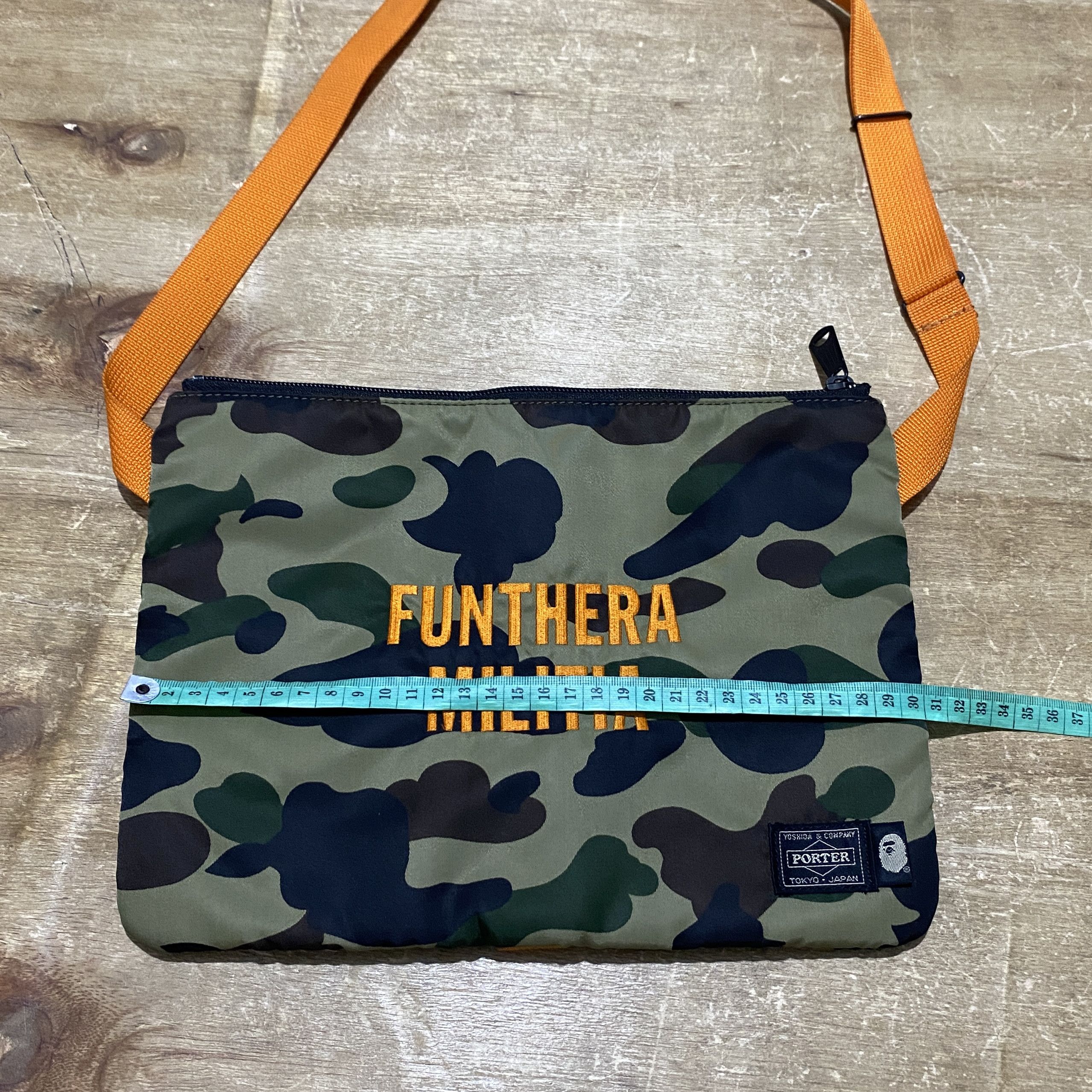 Bape × Porter Abathing Ape Tiger Camo x Porter Sacoche Size ONE SIZE - 6 Thumbnail