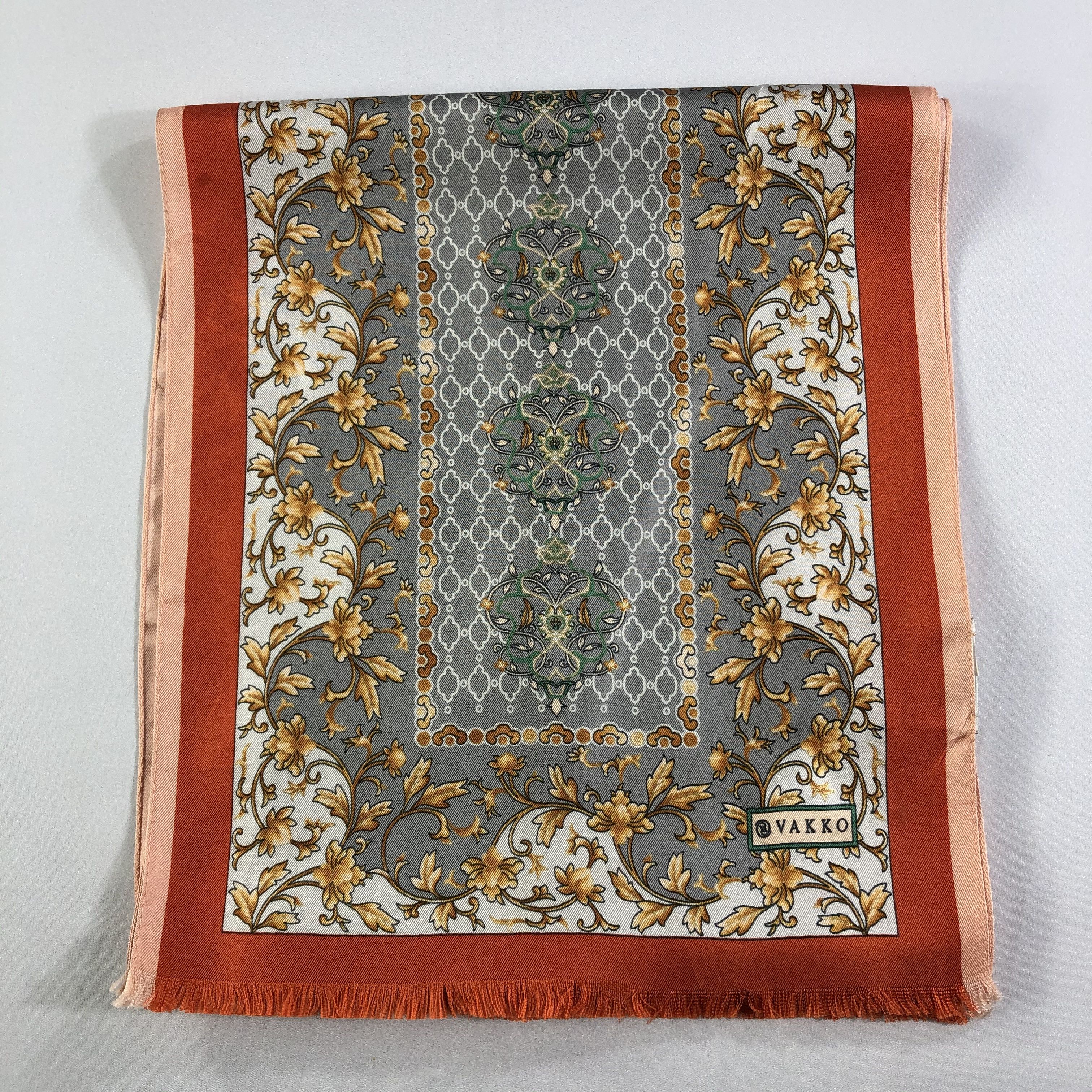 Vintage Vintage Vakko Silk Scarf Size ONE SIZE - 3 Thumbnail