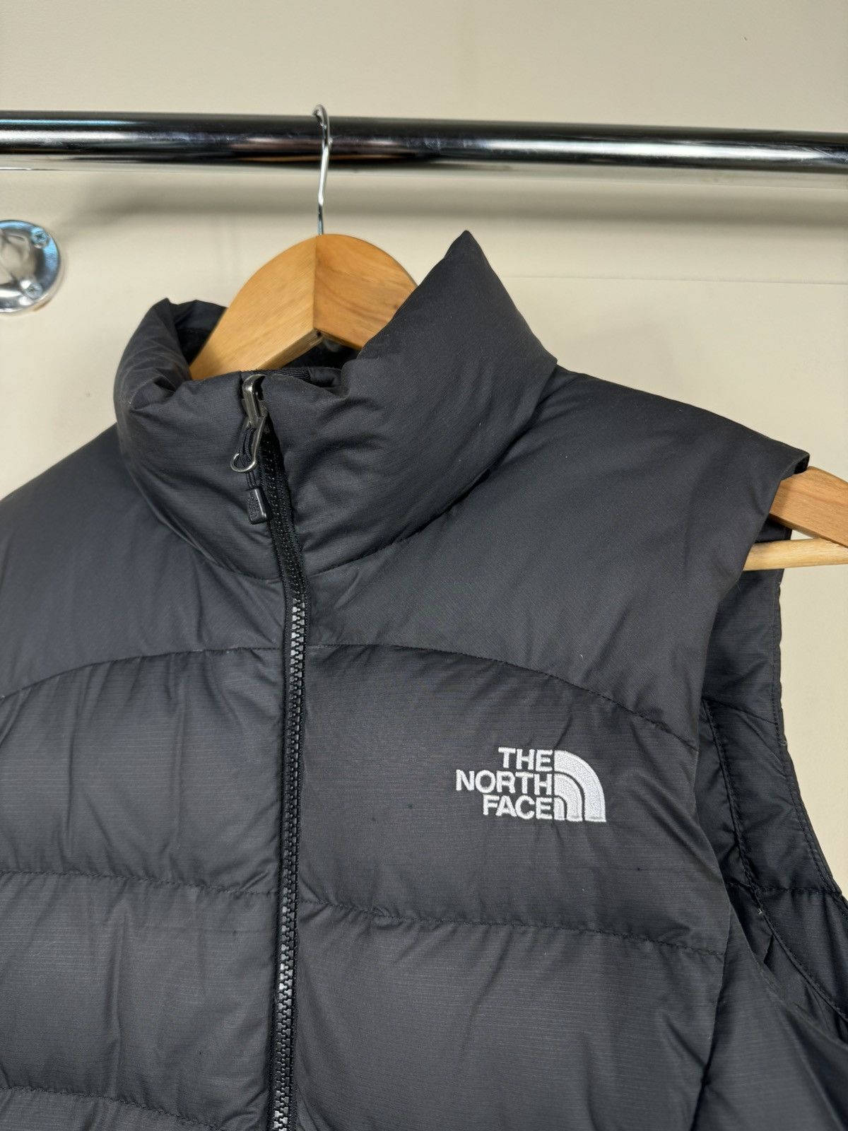 The North Face The North Face 700 Black Vest Size M / US 6-8 / IT 42-44 - 2 Thumbnail