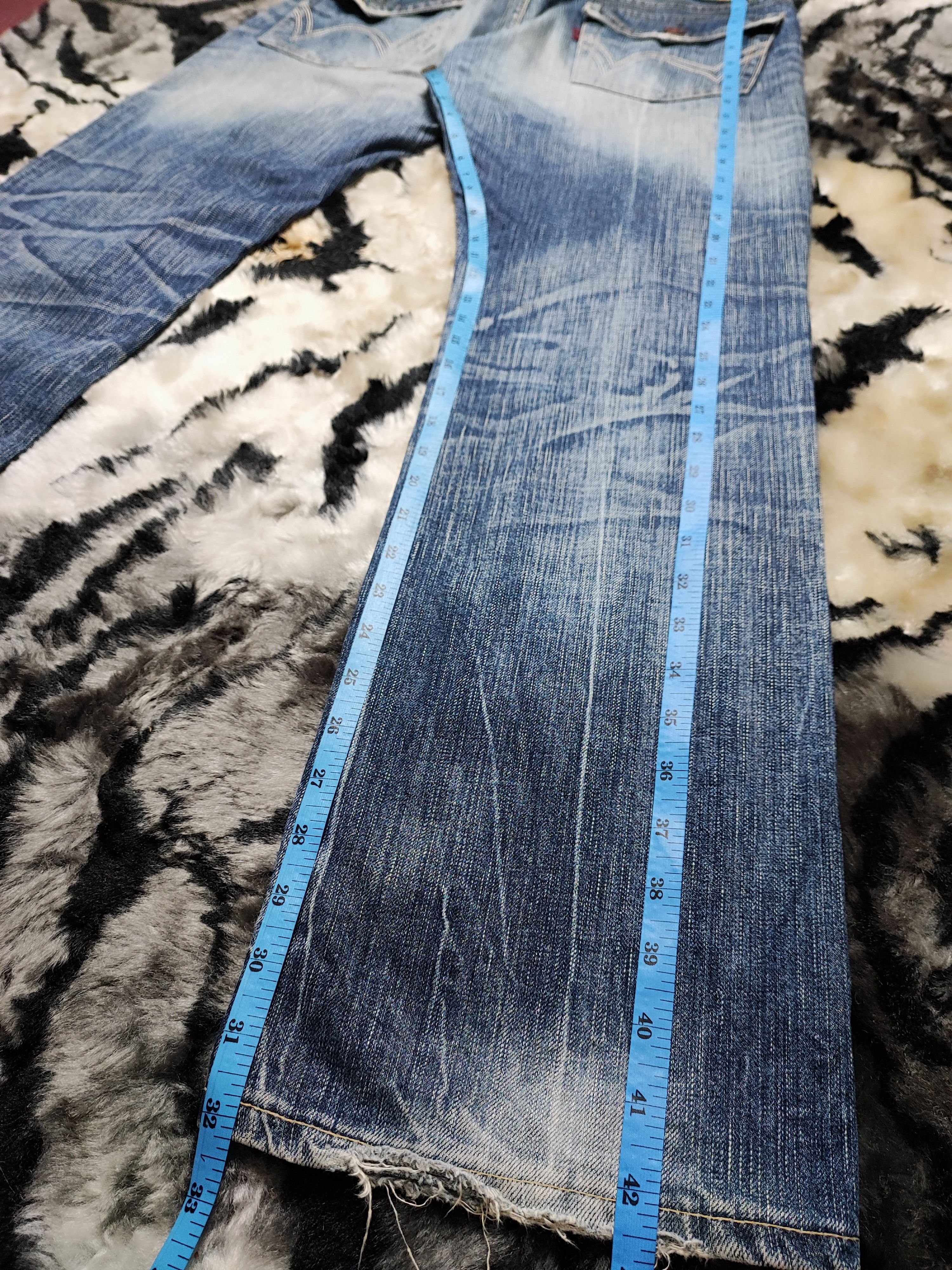 Vintage Edwin 503 Blue Trip Twisted Leg Distressed Jeans 34