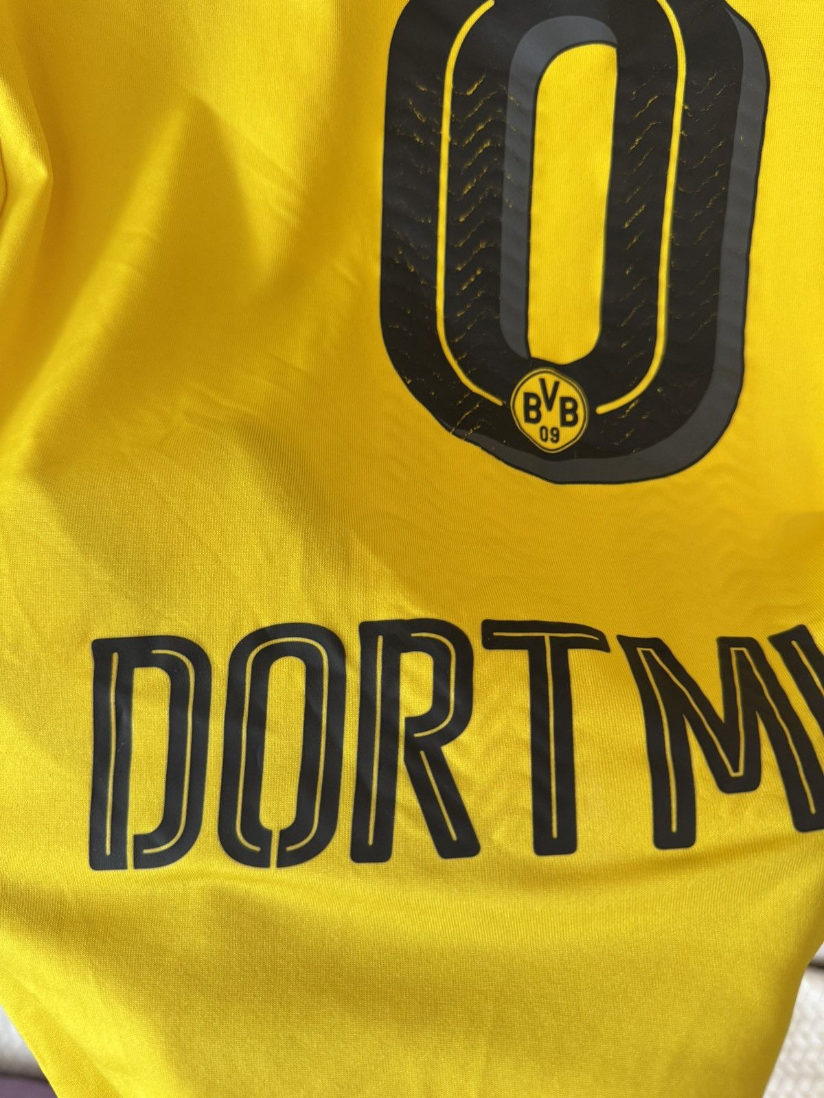 Puma Sahin #8 Borussia Dortmund 2016-2017 Match Worn Jersey CL Size US L / EU 52-54 / 3 - 18 Thumbnail