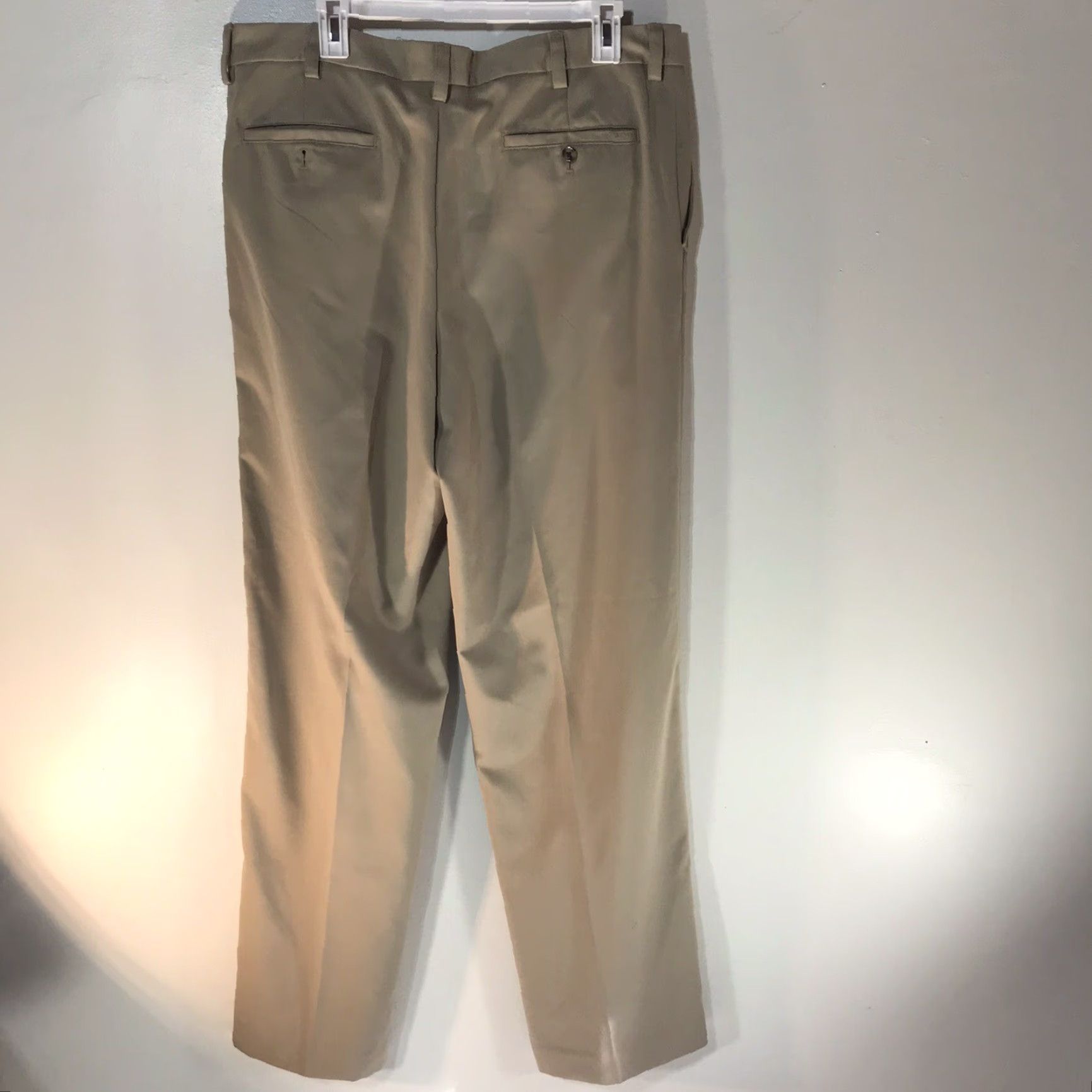Izod IZOD Performx Beige Dress Pants Men's Regular Fit Size 36X32, 5-Pocket, Comfort, Lightweight, Business Casual Size US 36 / EU 52 - 2 Thumbnail