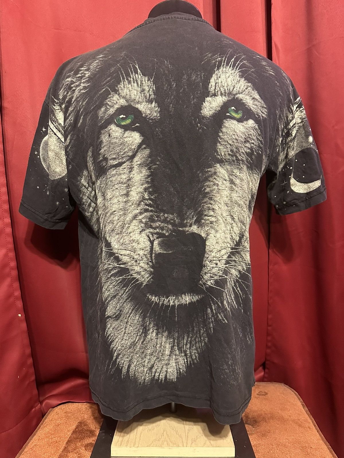 Vintage Vintage Wolf Tee 90s Animal Tee All Over Print Nature Grail Size US L / EU 52-54 / 3 - 2 Thumbnail
