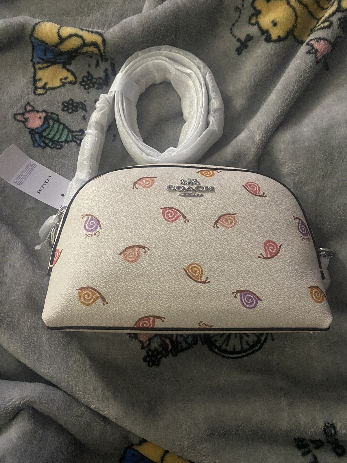 Coach Super cute coach snail design Size ONE SIZE - 1 Thumbnail