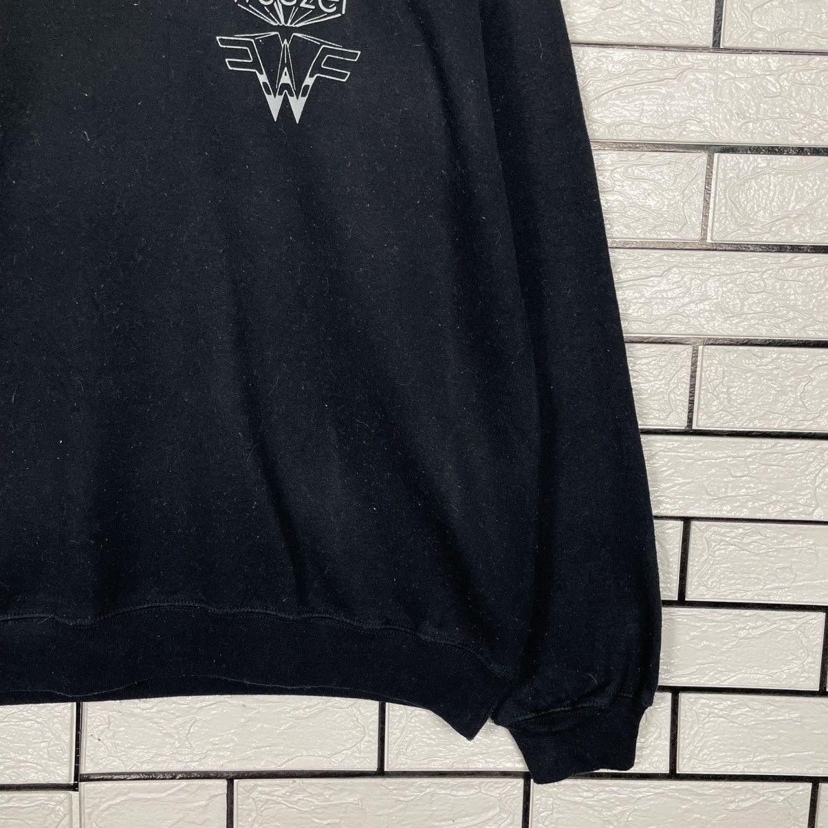 Japanese Brand Weezer Crewneck Sweatshirt Size US L / EU 52-54 / 3 - 4 Thumbnail