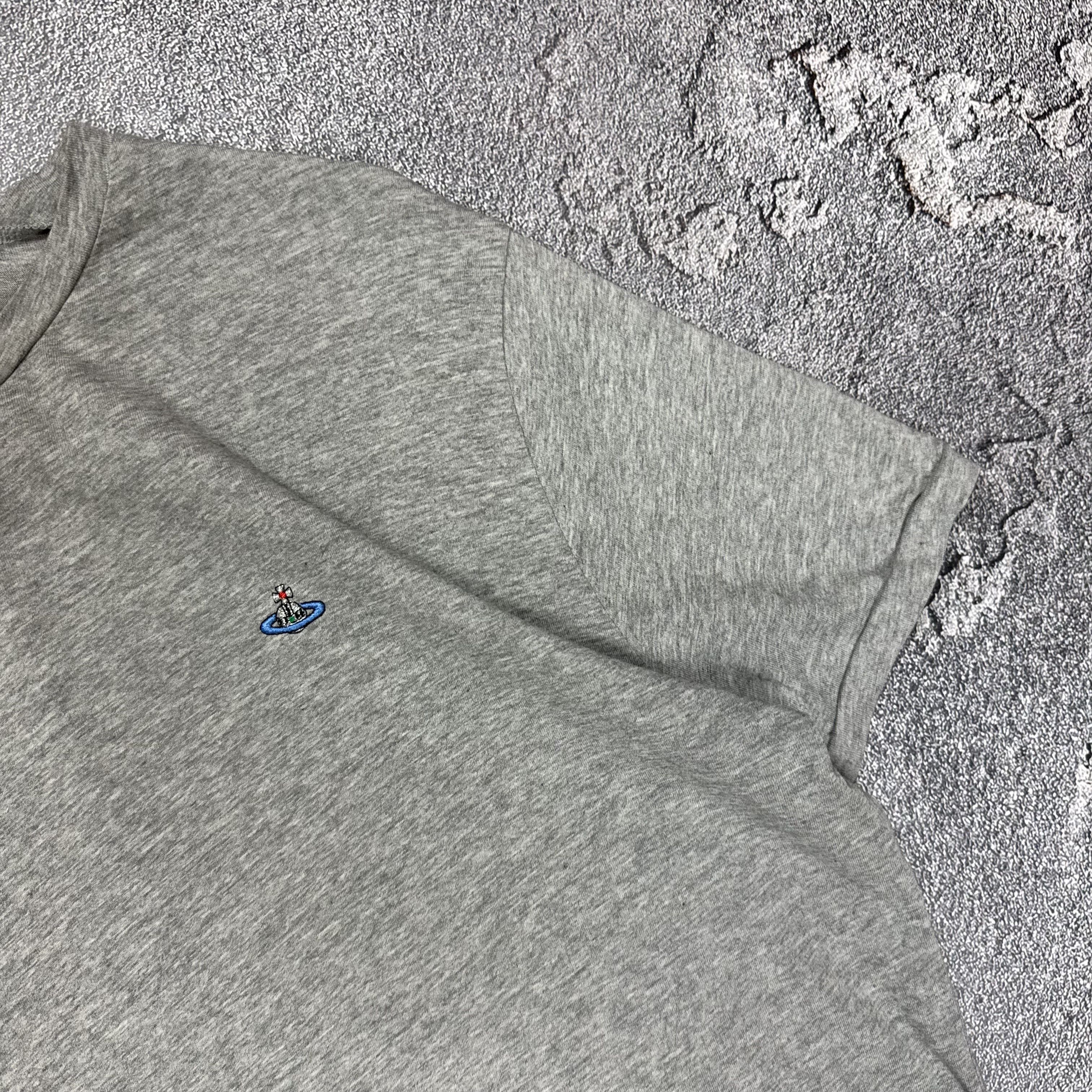 Vivienne Westwood Vivienne Westwood Grey Crewneck T Shirt Size US M / EU 48-50 / 2 - 2 Thumbnail