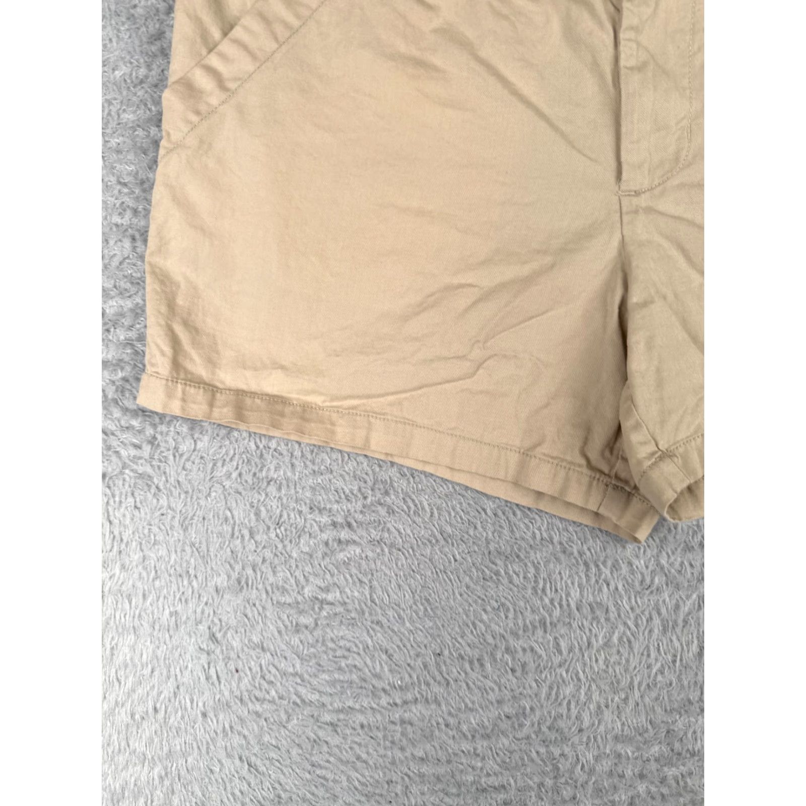 Vintage Columbia Shorts Women 10 Beige Chino 100% Cotton Hiking Camp Pockets 31x4 Casual Activewear Size 32" / US 10 / IT 46 - 3 Thumbnail