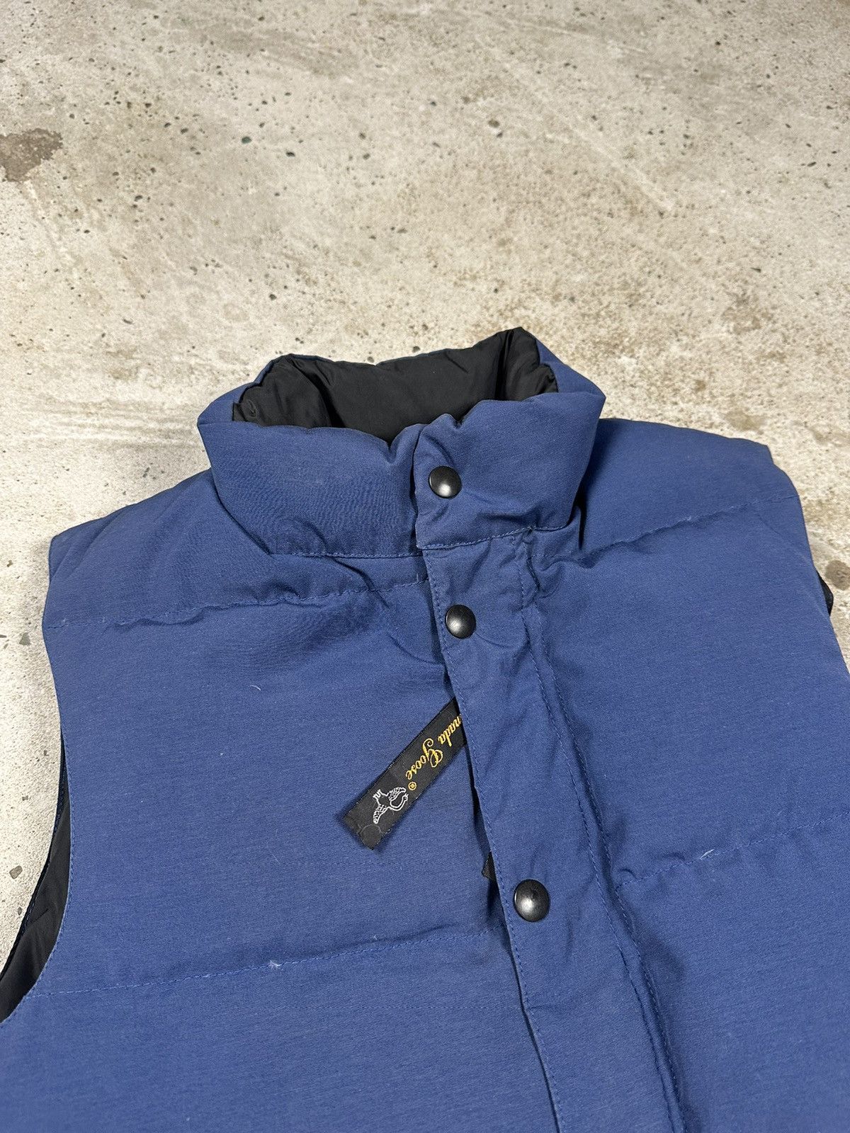 Canada Goose Vintage Canada Goose Blue Down Puffer Vest Size US XS / EU 42 / 0 - 6 Thumbnail