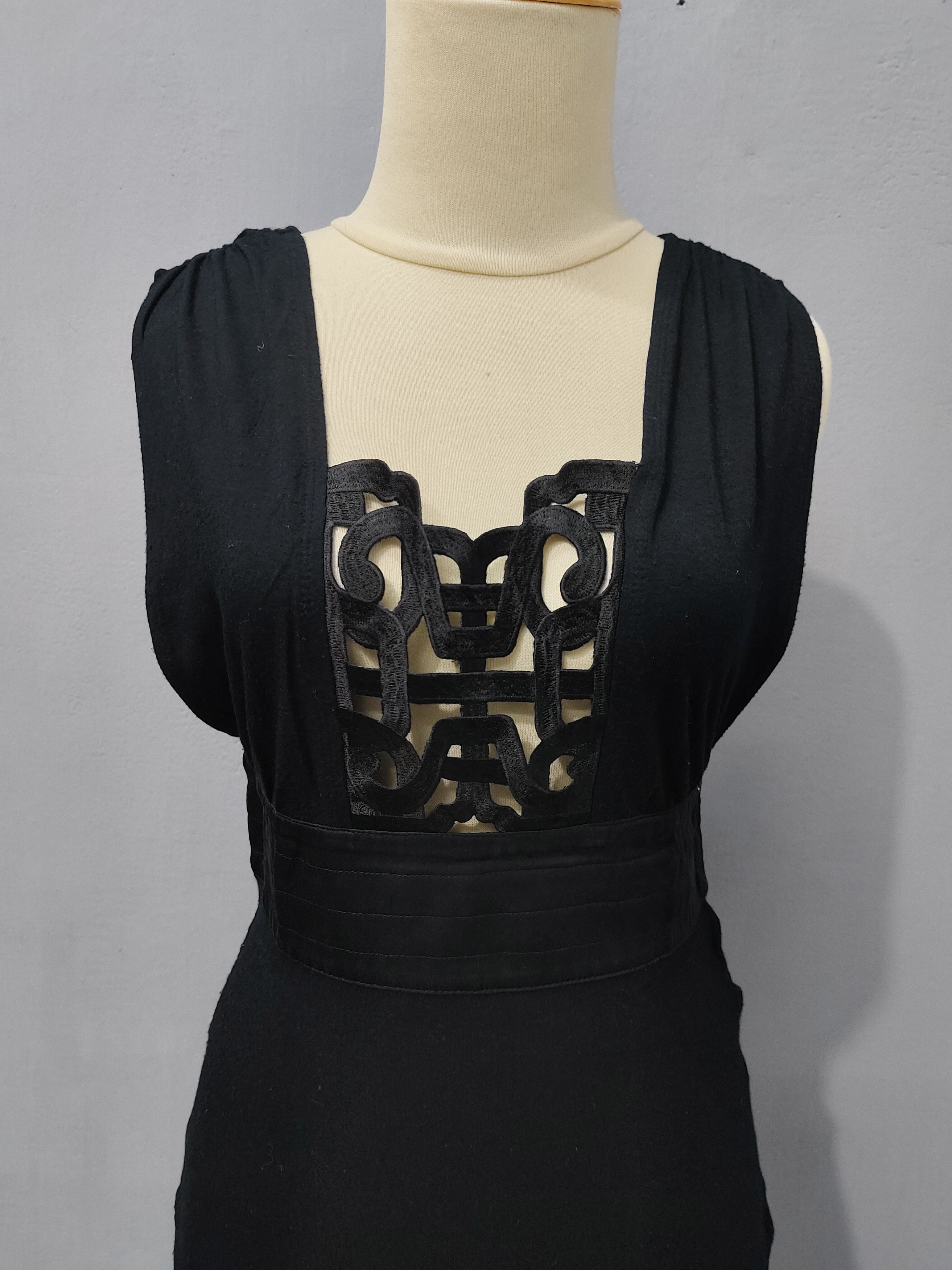 Vivienne Tam 00s Vivienne Tam- Signature Oriental Cutout Appliqué Panel Size S / US 4 / IT 40 - 2 Thumbnail