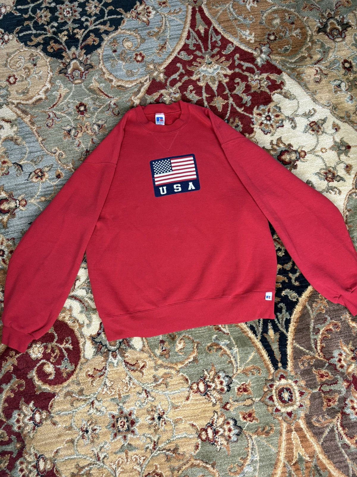 Vintage Vintage 90s USA Russell Athletic Crewneck Sweatshirt Size US L / EU 52-54 / 3 - 1 Thumbnail