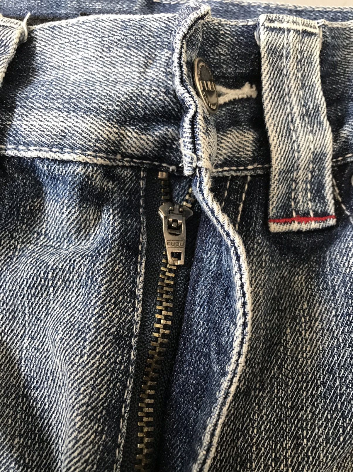 Crazy vintage Fubu denim short
