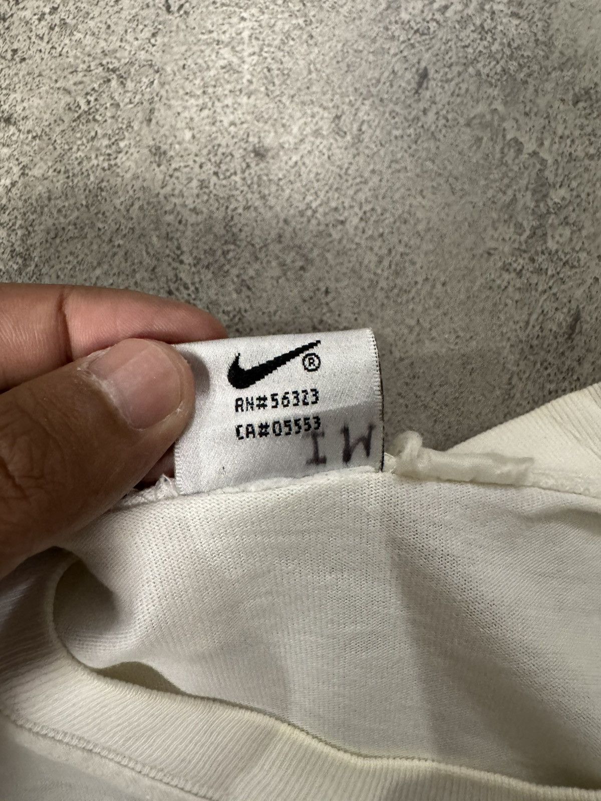 Nike VINTAGE 90’S NIKE IRONMAN WHITE T-SHIRT Size US M / EU 48-50 / 2 - 7 Thumbnail