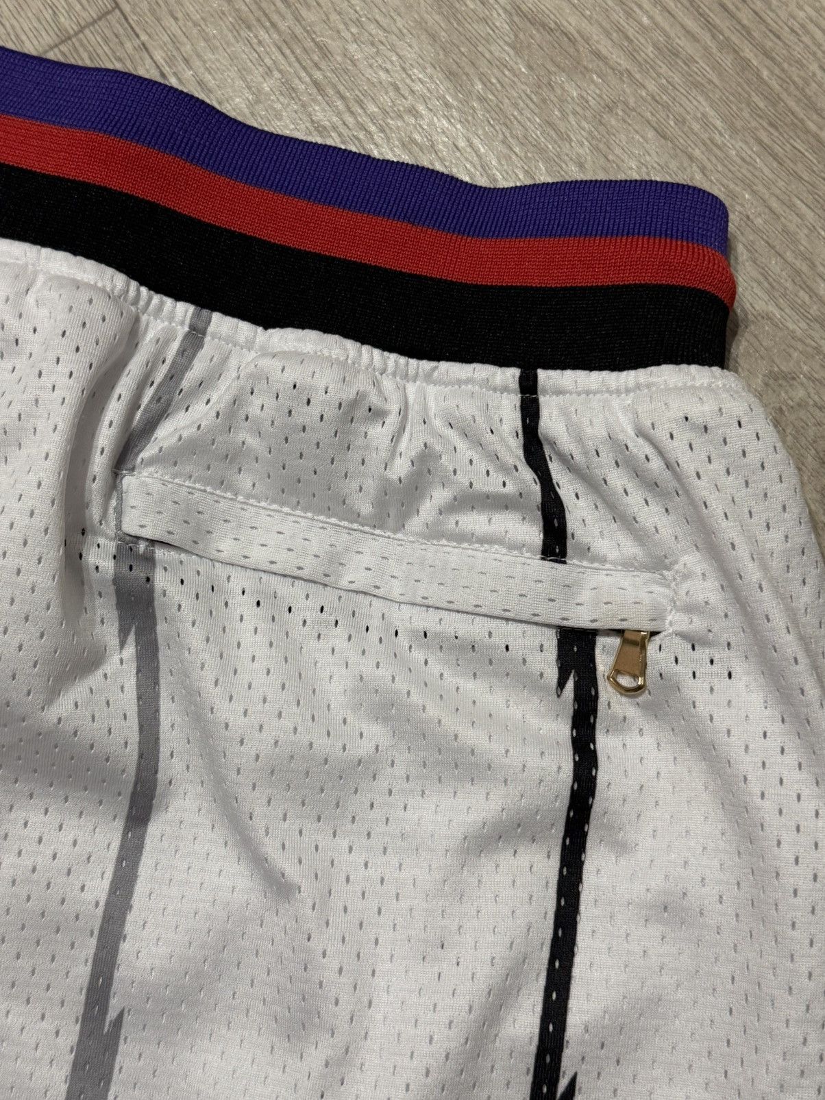 NBA 🔷NBA Toronto Raptors Vince Carter #15 Basketball Shorts🔷 Size US 34 / EU 50 - 7 Thumbnail