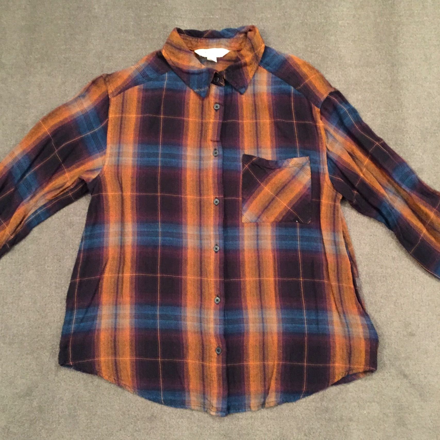 Decree **Decree Women's Medium Multicolor Plaid Long Sleeve Button Front Shirt** User: **Decree Women's Medium Multicolor Plaid Long Sleeve Button-Up Shirt** Size M / US 6-8 / IT 42-44 - 5 Thumbnail