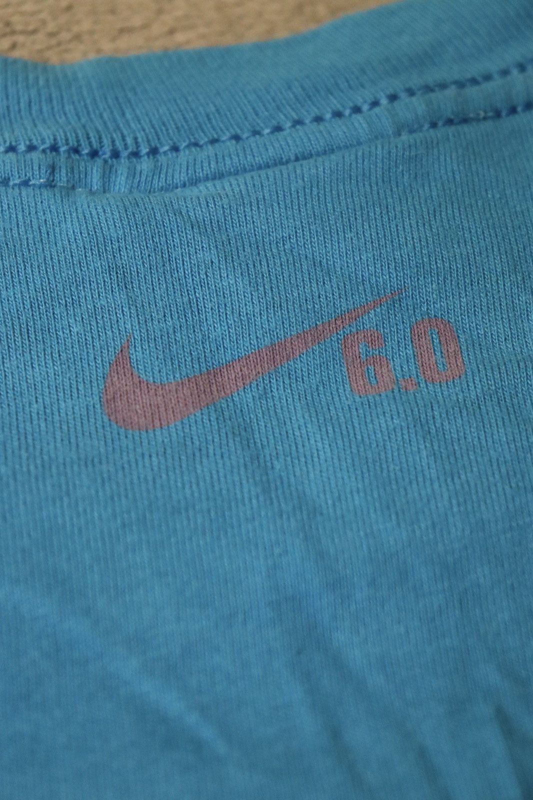Nike Nike 6.0 Y2K Blue Graphic Tee Vintage 2000s Rare Streetwear Size US M / EU 48-50 / 2 - 6 Thumbnail