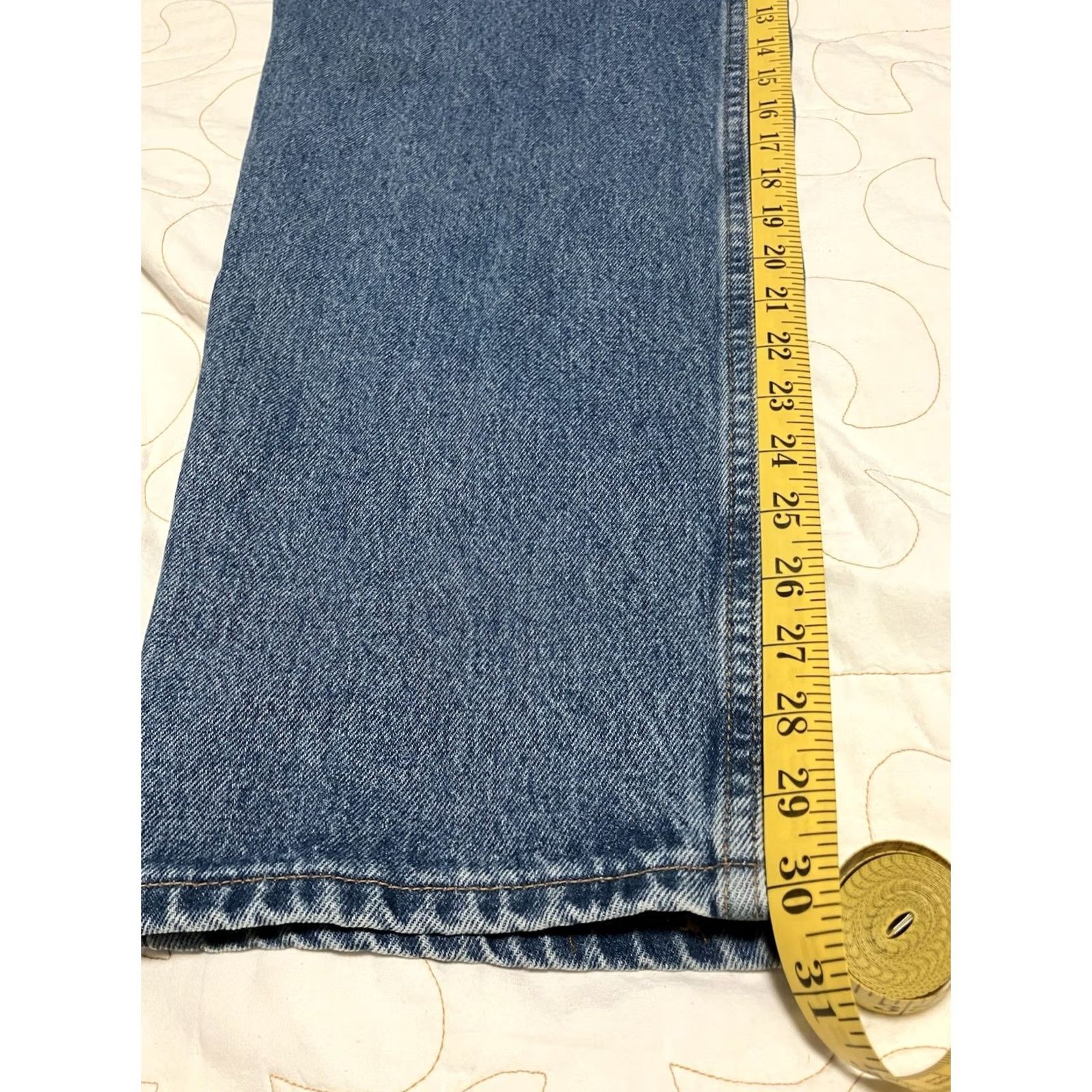 Levi's VINTAGE Levi's 550 Jeans Mens 38x30 Relaxed Tapered 5-Pocket Denim Blue Distressed Logo USA 90s Red Tab Men's Jeans Size US 38 / EU 54 - 6 Thumbnail