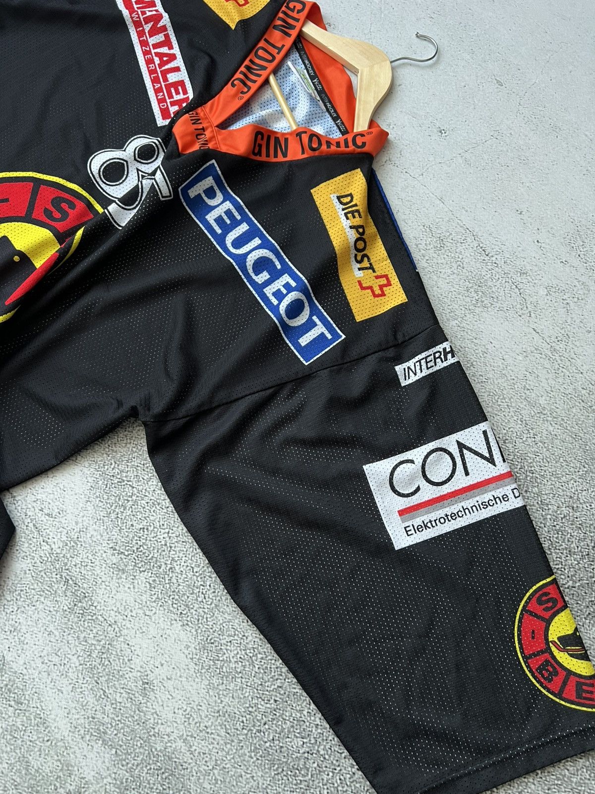 NHL Vintage 1980s SC Bern Hockey Jersey #85 – Made in Italy – XL Size US XL / EU 56 / 4 - 8 Thumbnail