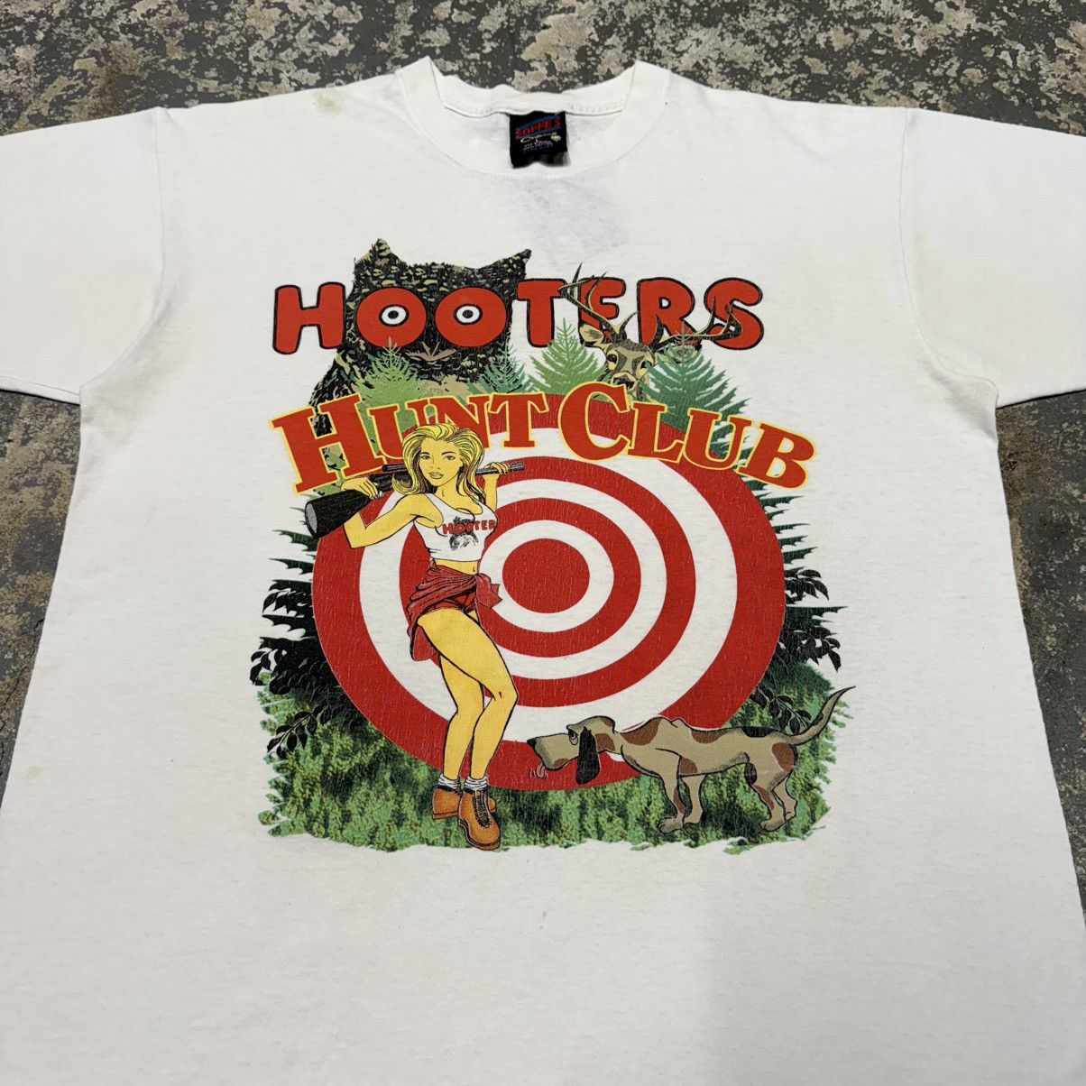 Other Vintage Hooters Hunt Club Graphic Women 90s USA Tshirt Size US L / EU 52-54 / 3 - 11 Thumbnail