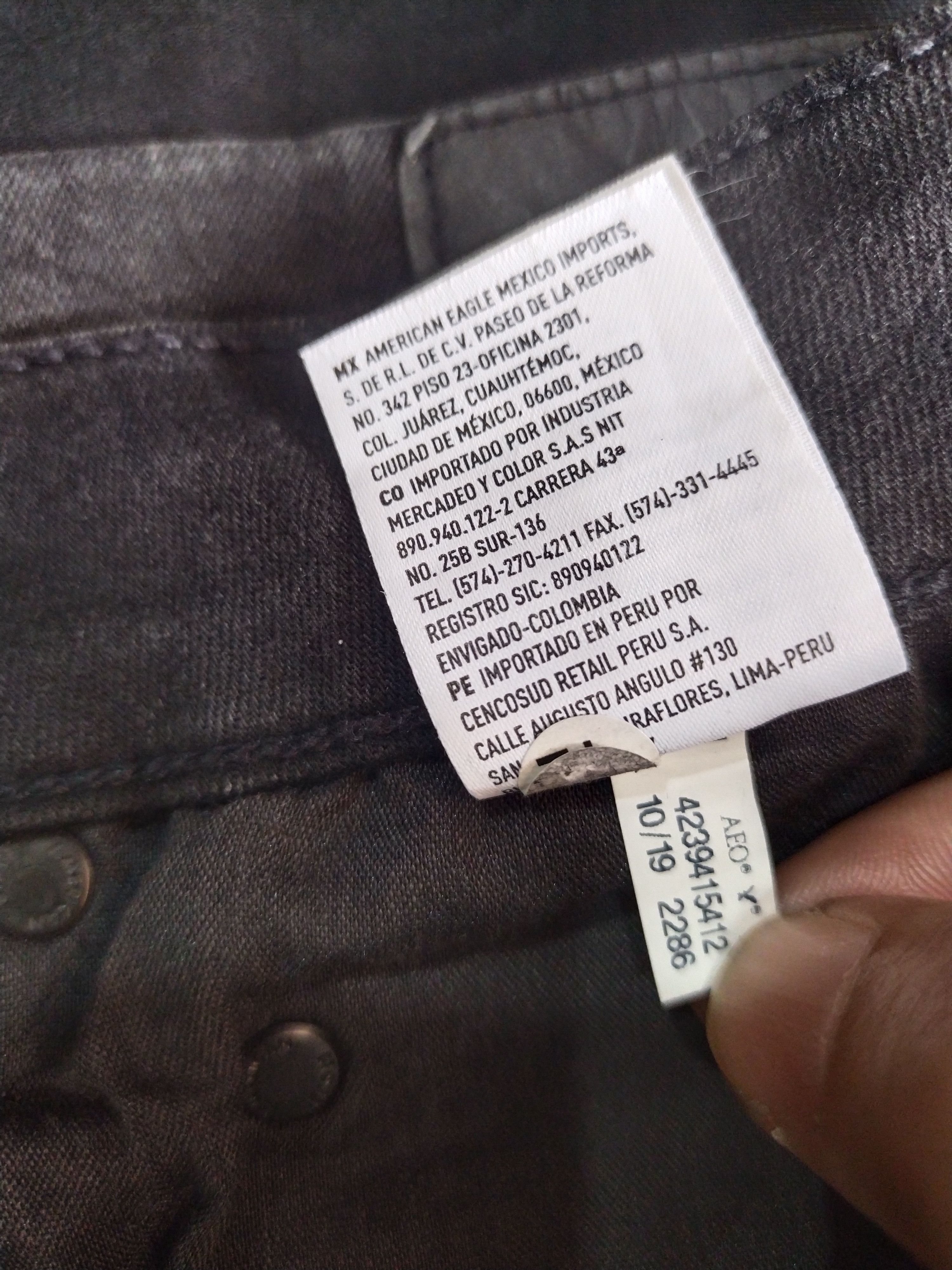 American Eagle Outfitters Jeans American Eagle - Baggy Style Sz 34" Size 34" / US 12 / IT 48 - 10 Thumbnail