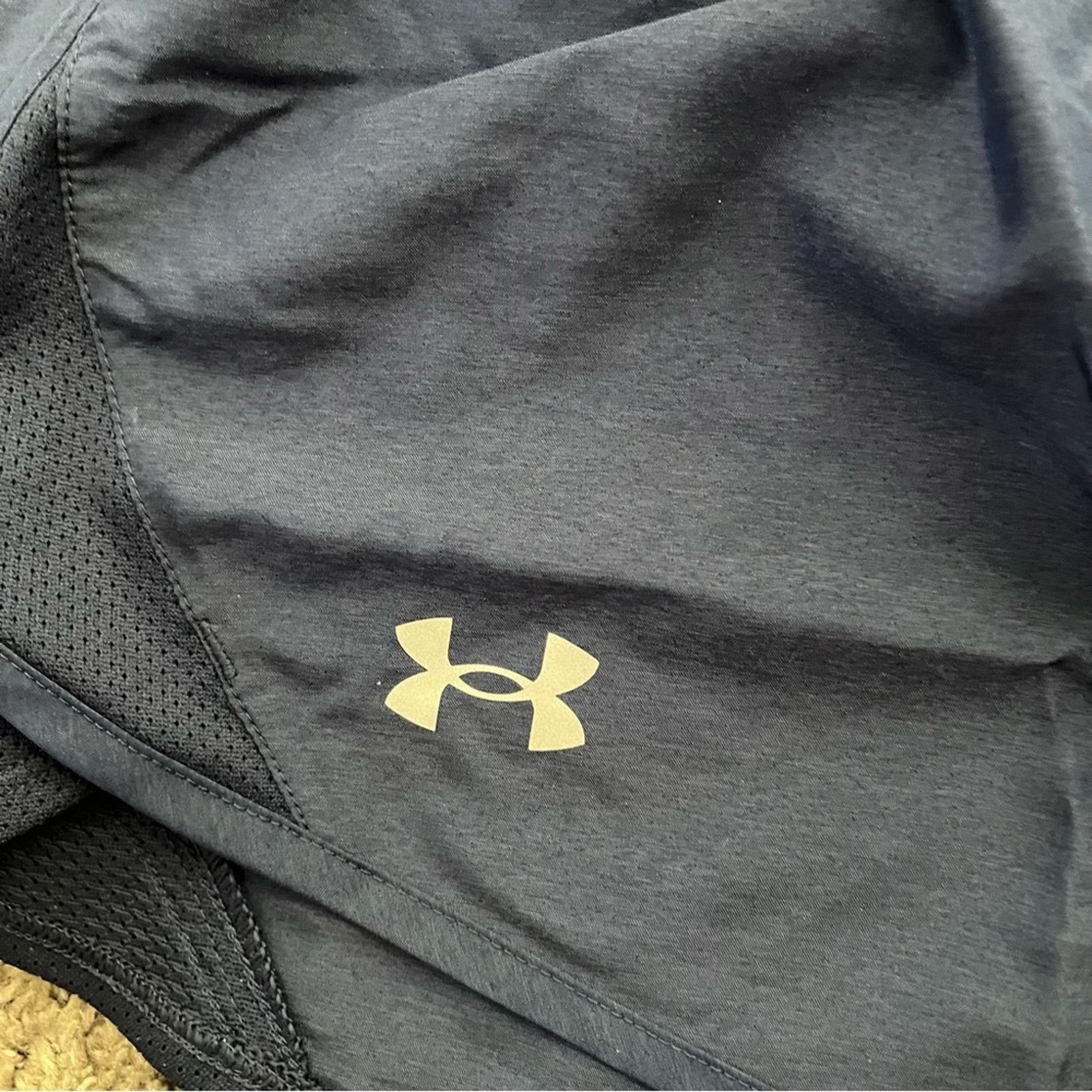 Under Armour NWT Under Armour Women’s Athletic Shorts, Size M Size 30" / US 8 / IT 44 - 3 Thumbnail