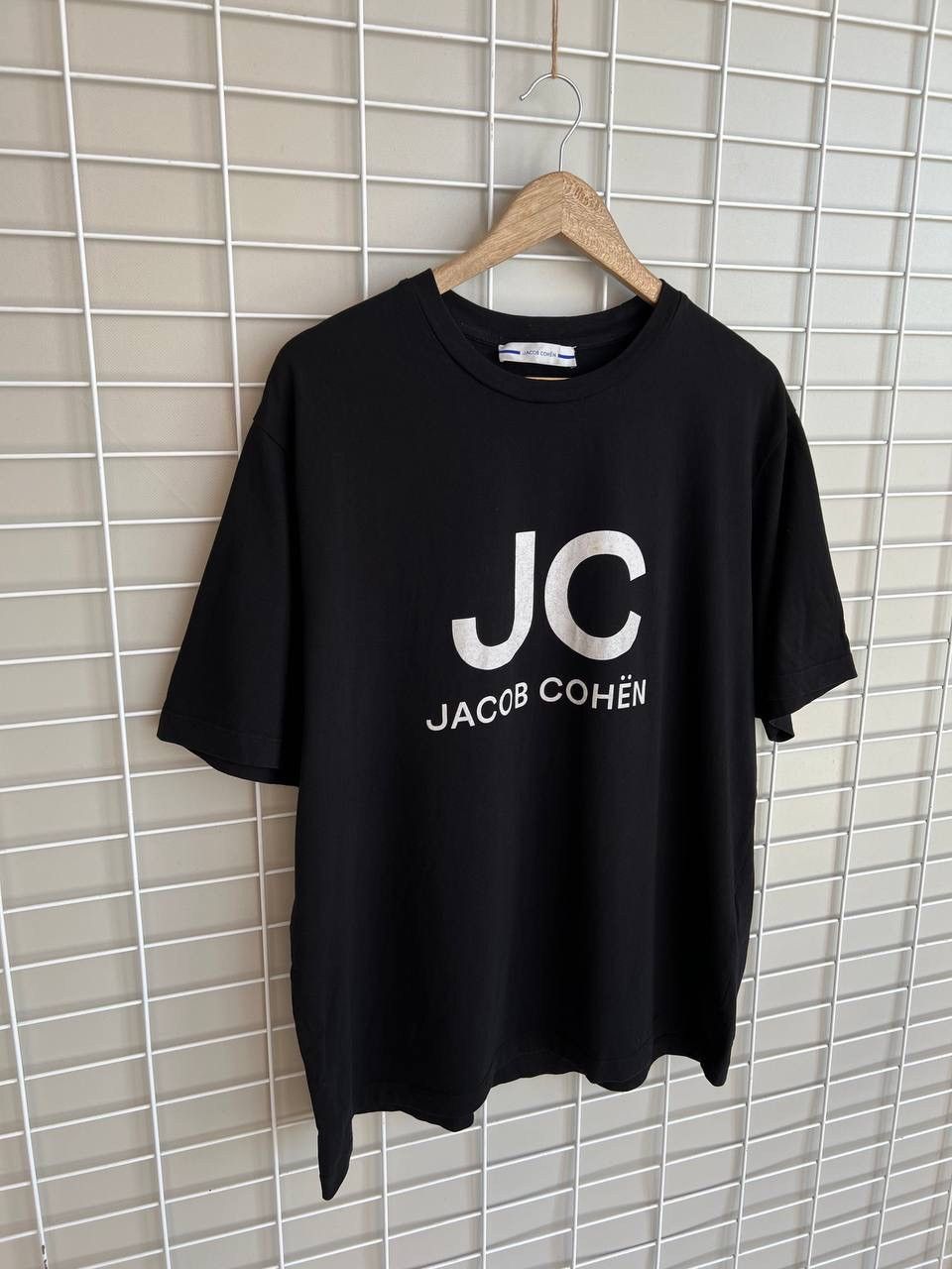 Jacob Cohen Jacob Cohen Big Logo Black T-Shirt Mens Size L Short Sleeve Size US L / EU 52-54 / 3 - 5 Thumbnail