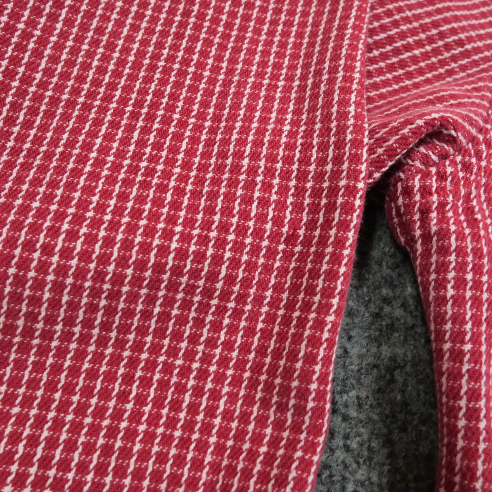 Vintage VINTAGE Sutter & Grant Shirt Mens Medium Red White Houndstooth Heavyweight 90s Size US M / EU 48-50 / 2 - 5 Thumbnail