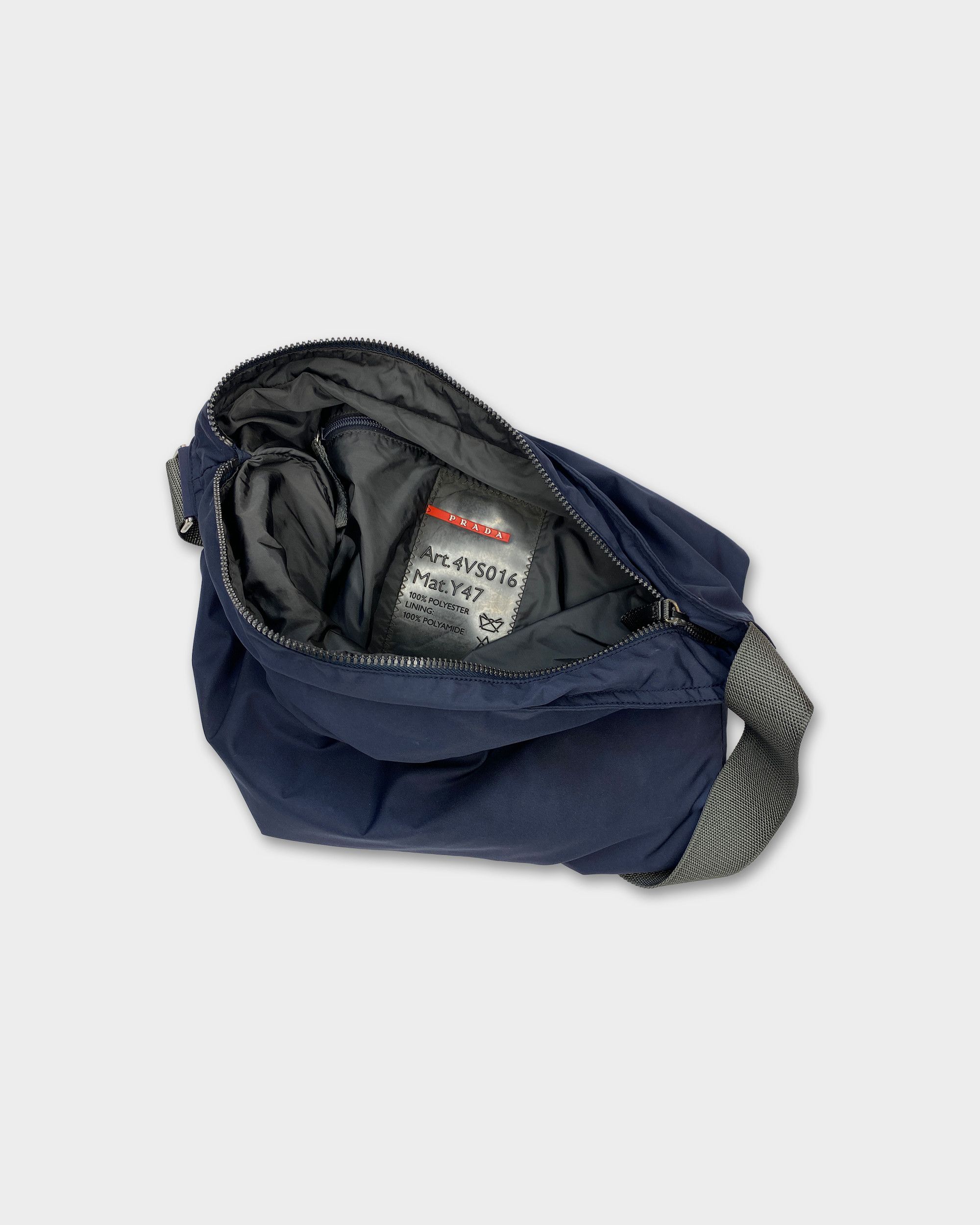 Prada 2000s Nylon Shoulder Bag Size ONE SIZE - 6 Thumbnail