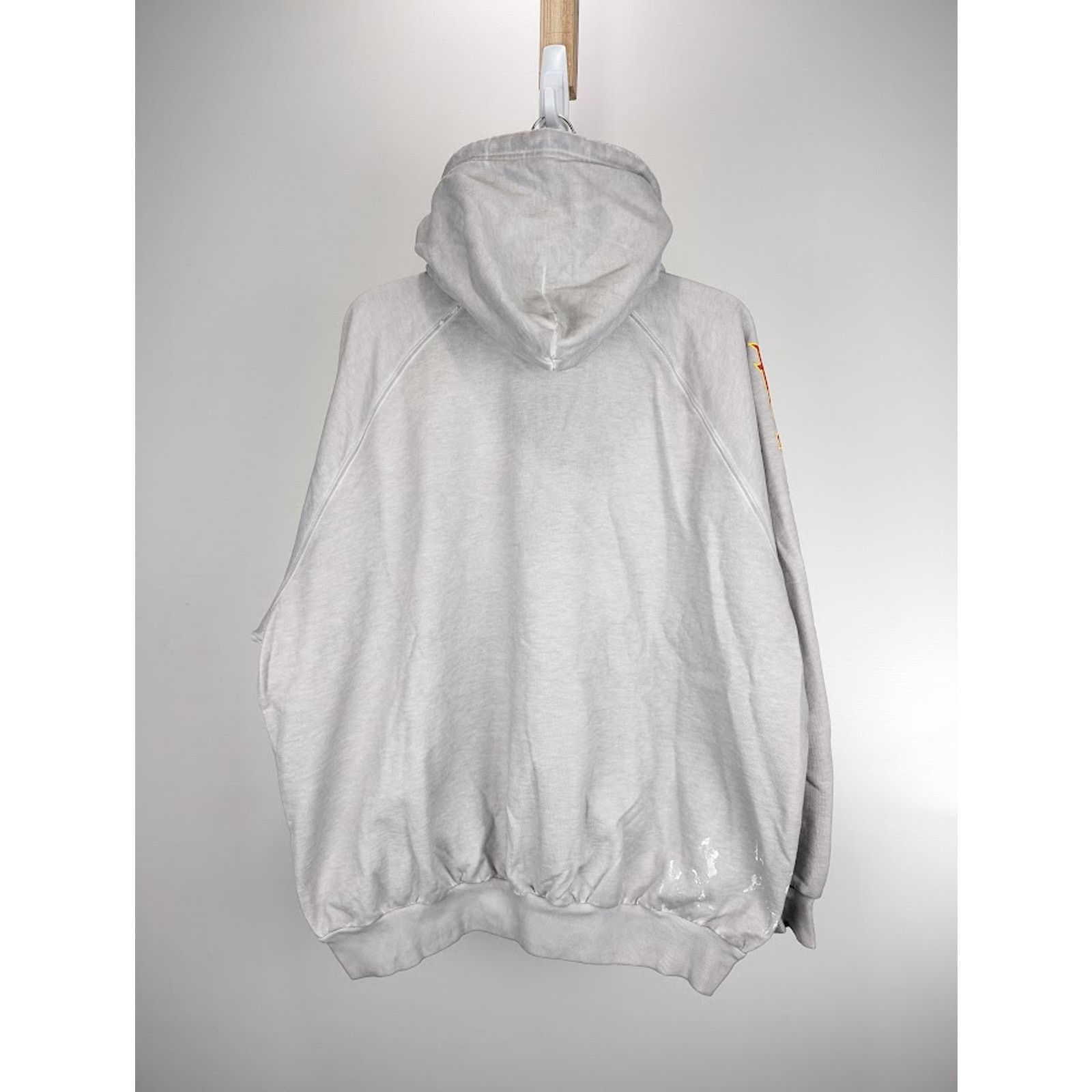 Balenciaga o1rshd1 Q:4 / Logo Printed Hoodie in Dirty White Size US S / EU 44-46 / 1 - 12 Thumbnail