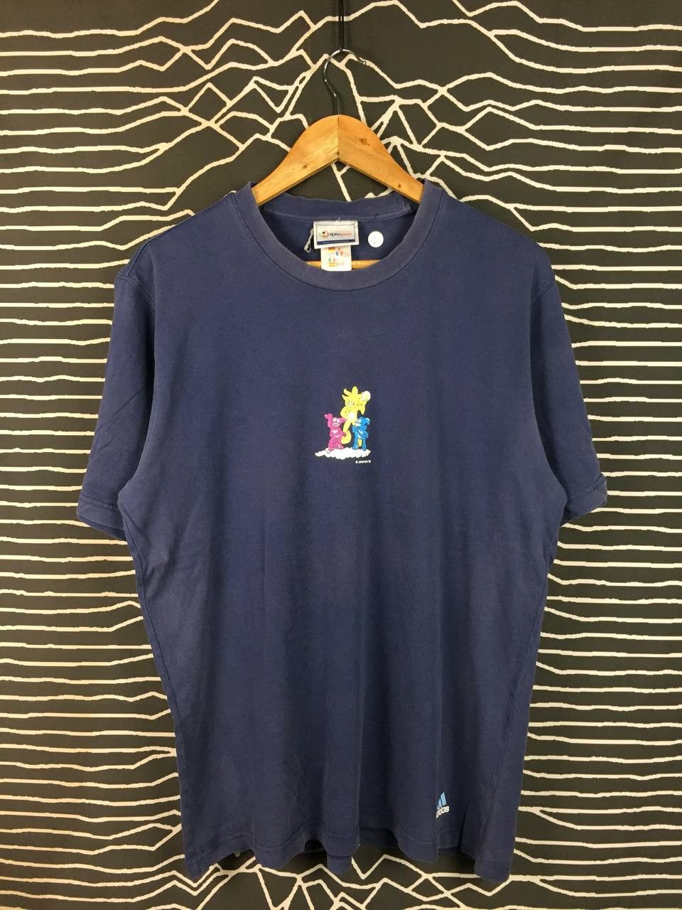 Adidas Vtg Adidas Fifa World Cup 2002 Korea Japan Mascot Tee Size US L / EU 52-54 / 3 - 1 Thumbnail