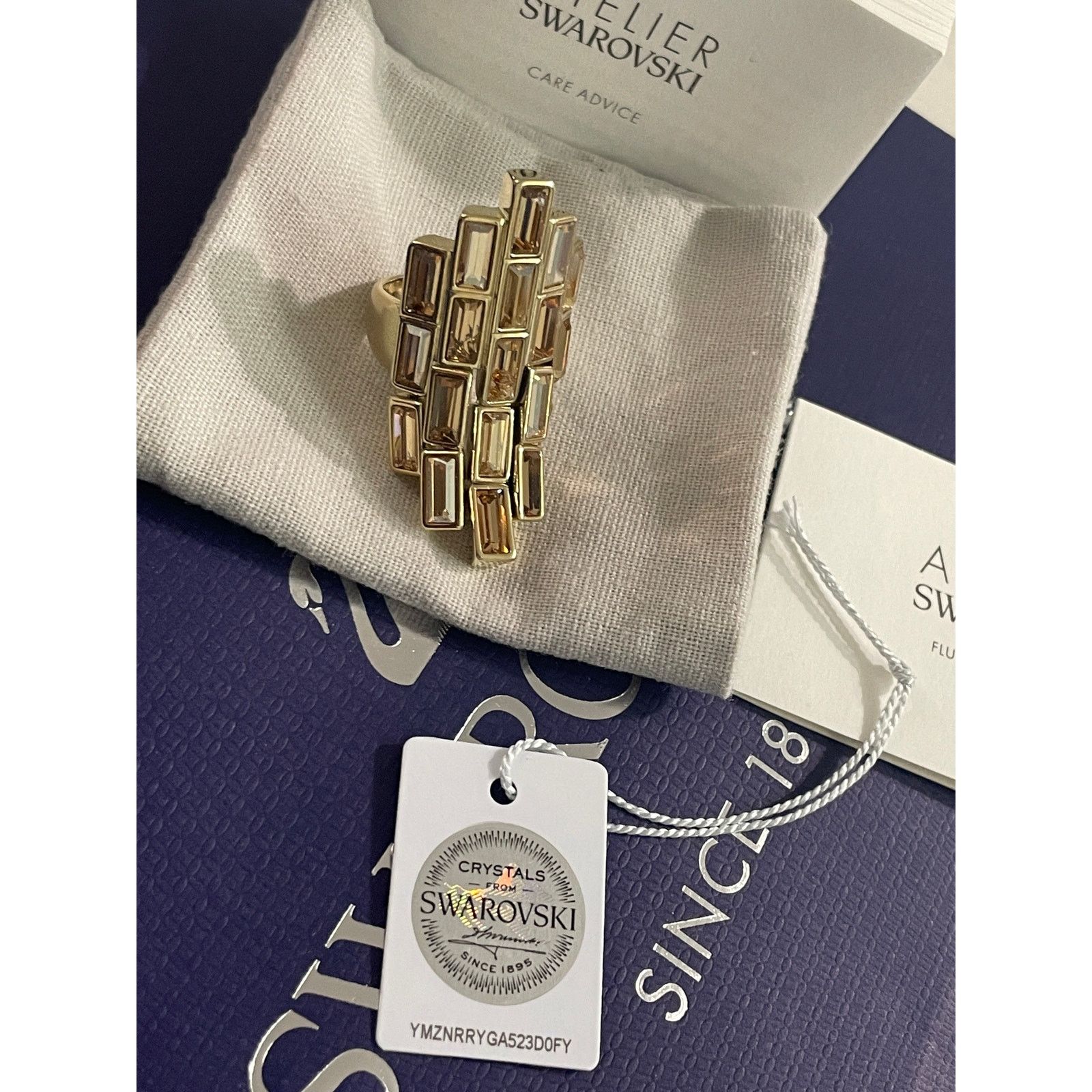 Swarovski Swarovski Atelier Fluid Azzurro Ring Golden Size 6/52 Size ONE SIZE - 6 Thumbnail
