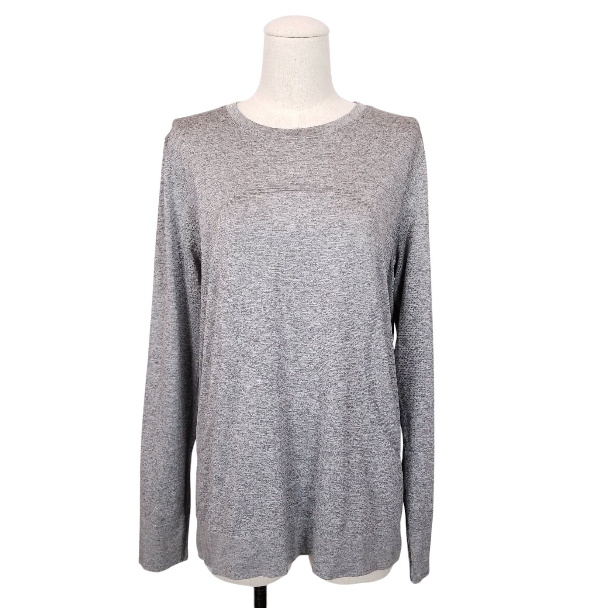 Lululemon Swiftly Relaxed Fit Long Sleeve Size L / US 10 / IT 46 - 1 Thumbnail