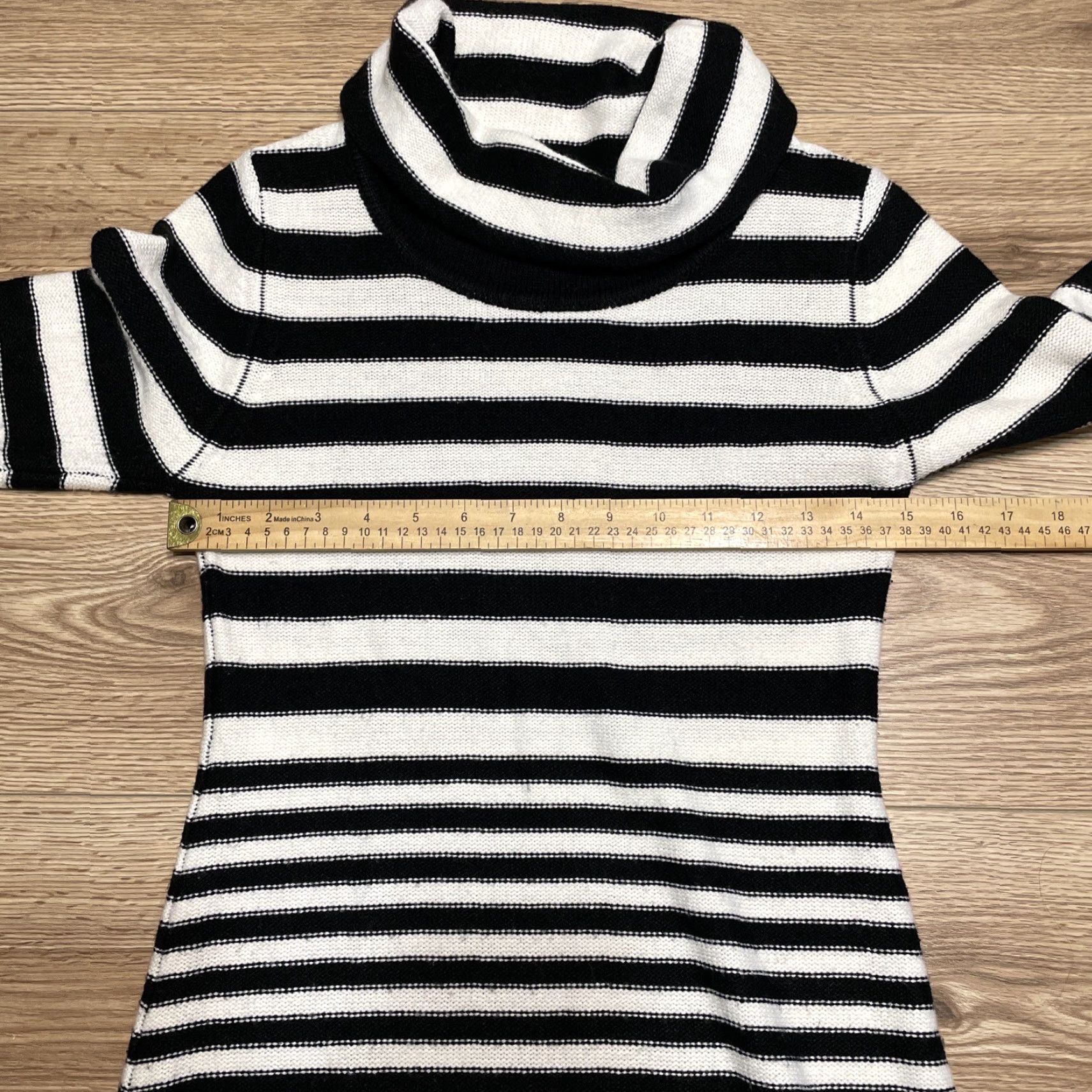 Vintage VINTAGE Sequin Hearts Women's Sweater Dress M Black Striped Knee Length 3/4 Sleeve Size M / US 6-8 / IT 42-44 - 6 Thumbnail