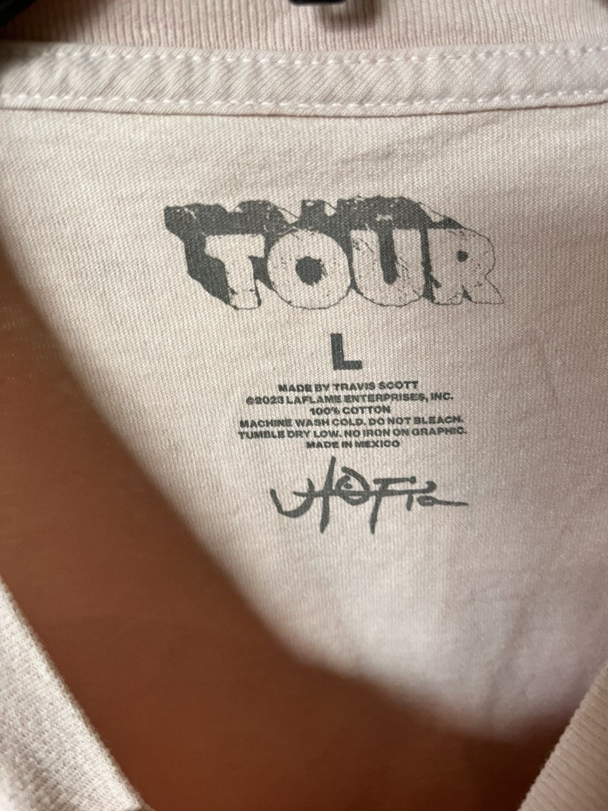 Travis Scott Travis Scott Circus Maximus Merch Pink tee Size US L / EU 52-54 / 3 - 5 Thumbnail