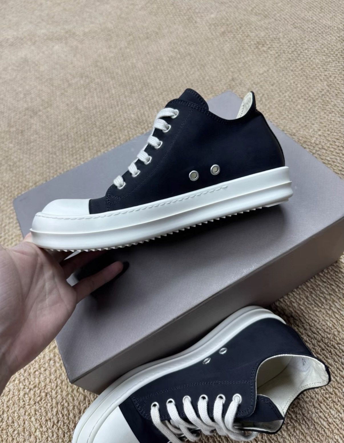 Rick Owens Rick Owens DRKSHDW Women's Low Top Ramones K37 Size US 7 / IT 37 - 6 Thumbnail