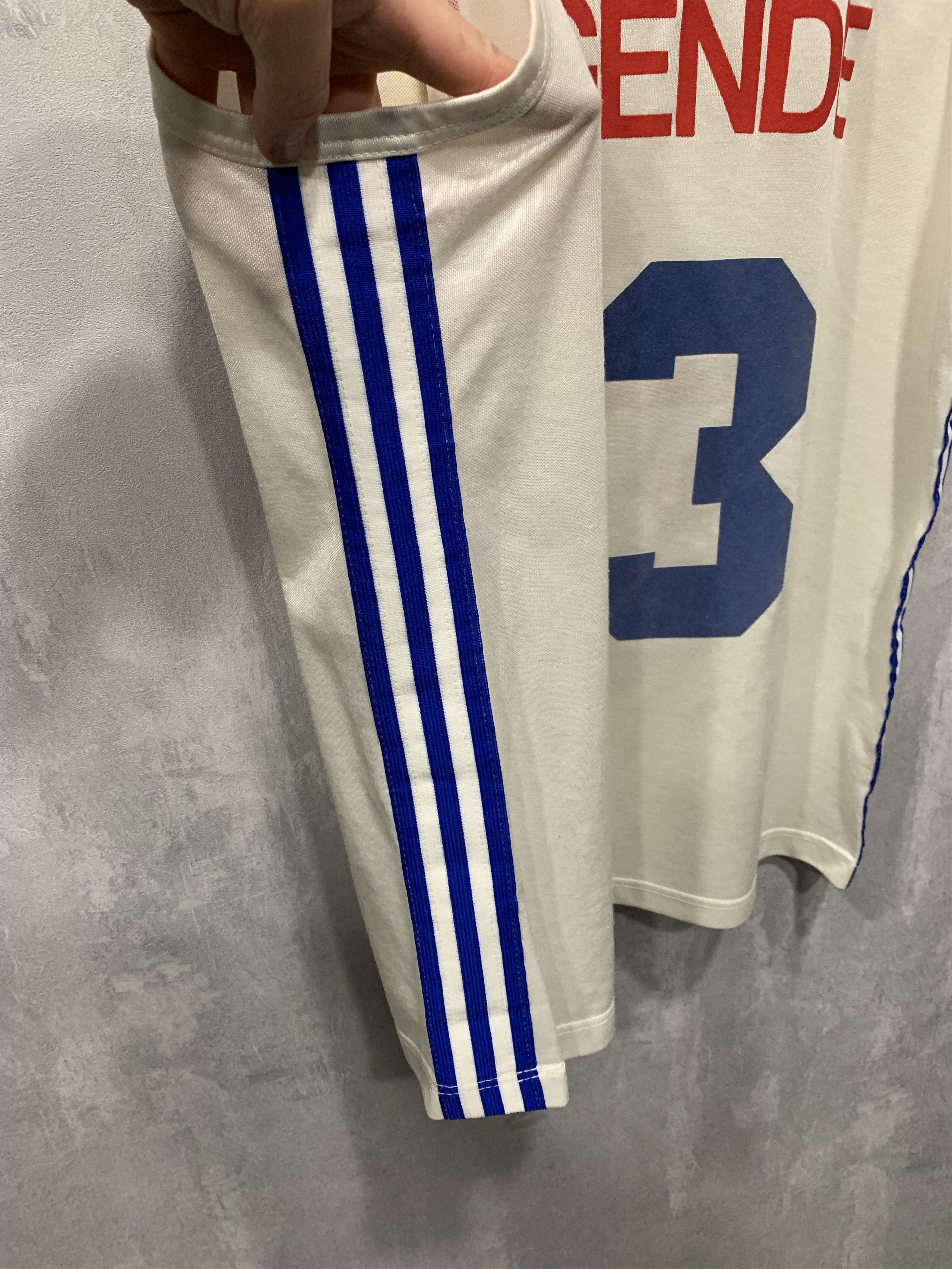 Adidas × Vintage Vintage Adidas Tank Top Sleeveless Legende Big Logo Rare 80s Size US L / EU 52-54 / 3 - 13 Thumbnail