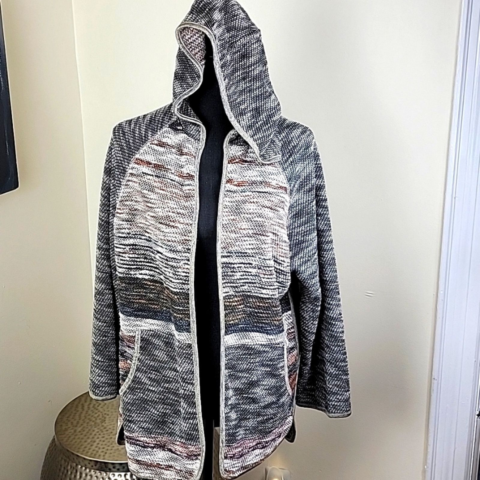 Anthropologie Anthropologie Ecote Knitted Cardigan Hooded size XS Boho Size XS / US 0-2 / IT 36-38 - 8 Thumbnail