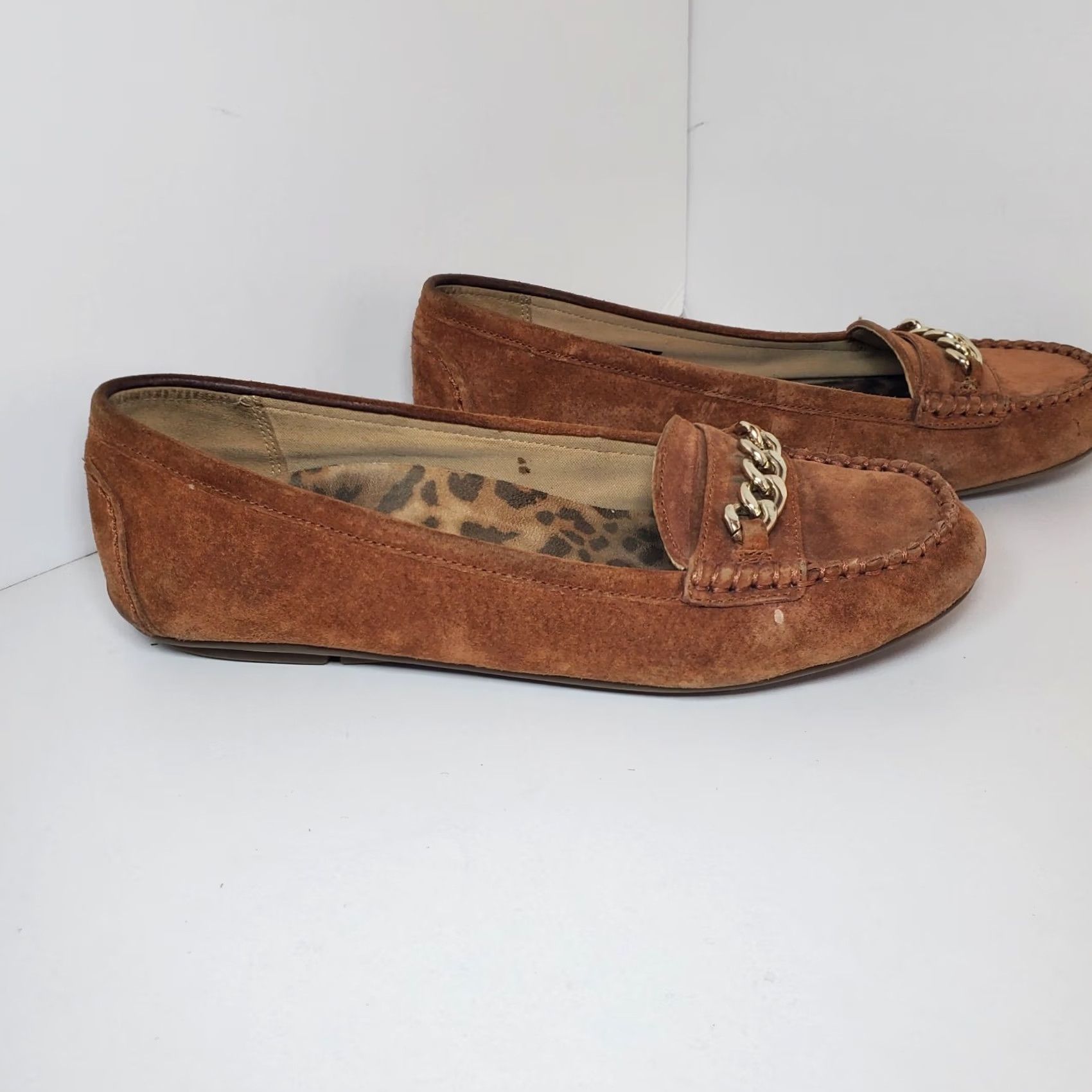 Vionic Vionic Loafer Womens Brown Mesa Cognac Suede Leather Mocassin Gold Chain Size US 8 / IT 38 - 3 Thumbnail