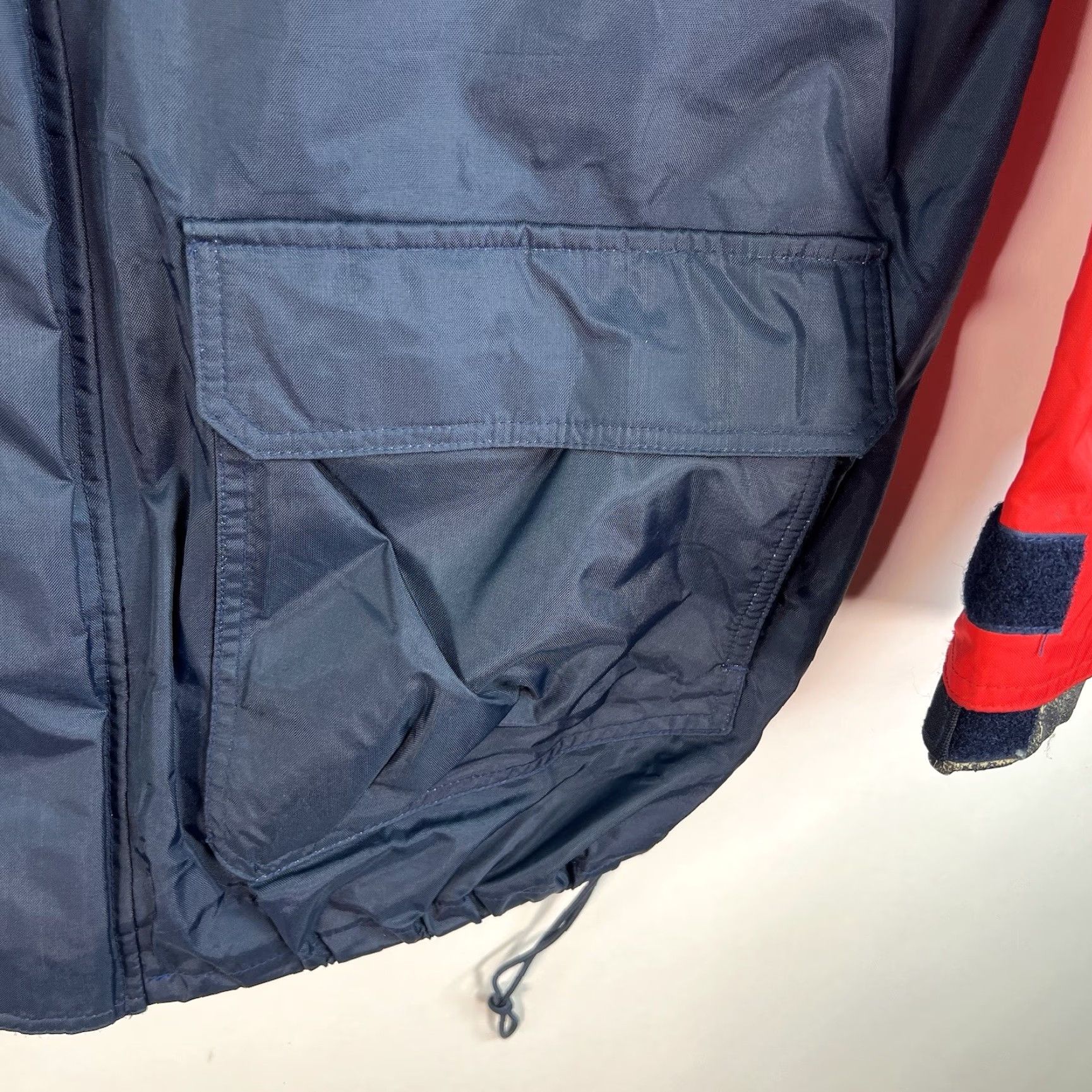 Vintage GILL Sailing Jacket XL Yacht Racing Jacket Latitude 42 Southern Cross Red Blue Size US XL / EU 56 / 4 - 6 Thumbnail