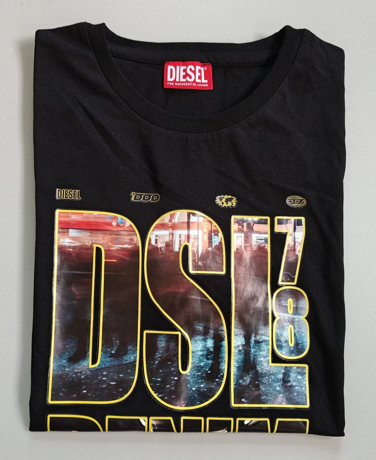 DIESEL Black T-shirt with DSL 78 Denim print T 4155