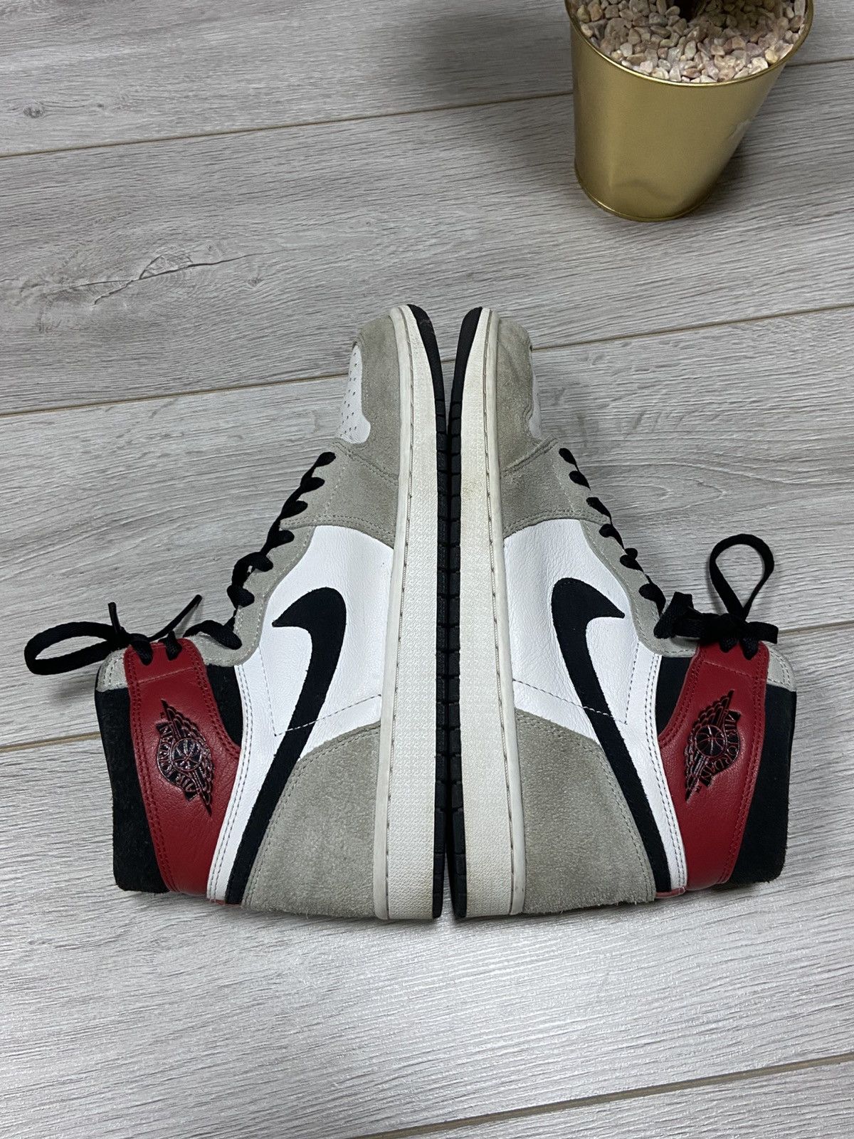 Jordan Brand Air Jordan 1 smoke grey high sneakers OG Size US 12 / EU 45 - 12 Thumbnail