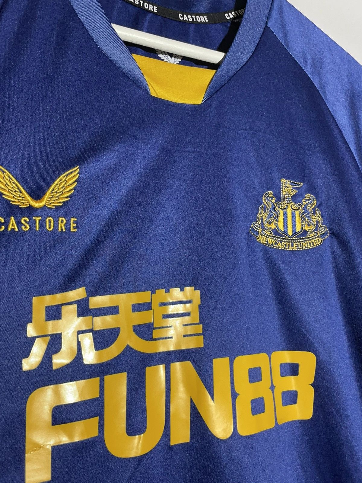 Other Newcastle United 2022/23 Away Y2k Streetwear Football Shirt Size US XL / EU 56 / 4 - 4 Thumbnail