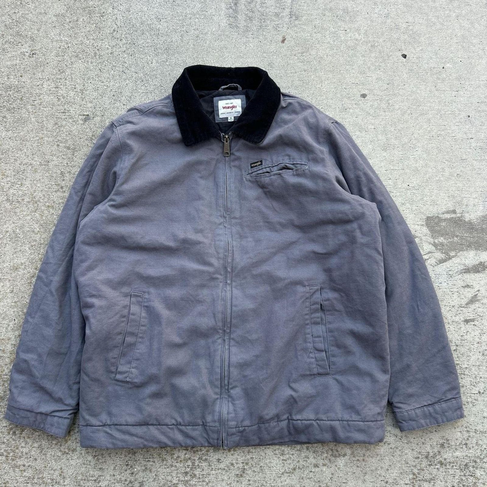 Wrangler Wrangler mens workwear jacket with corduroy collar Size XL Size US XL / EU 56 / 4 - 1 Thumbnail
