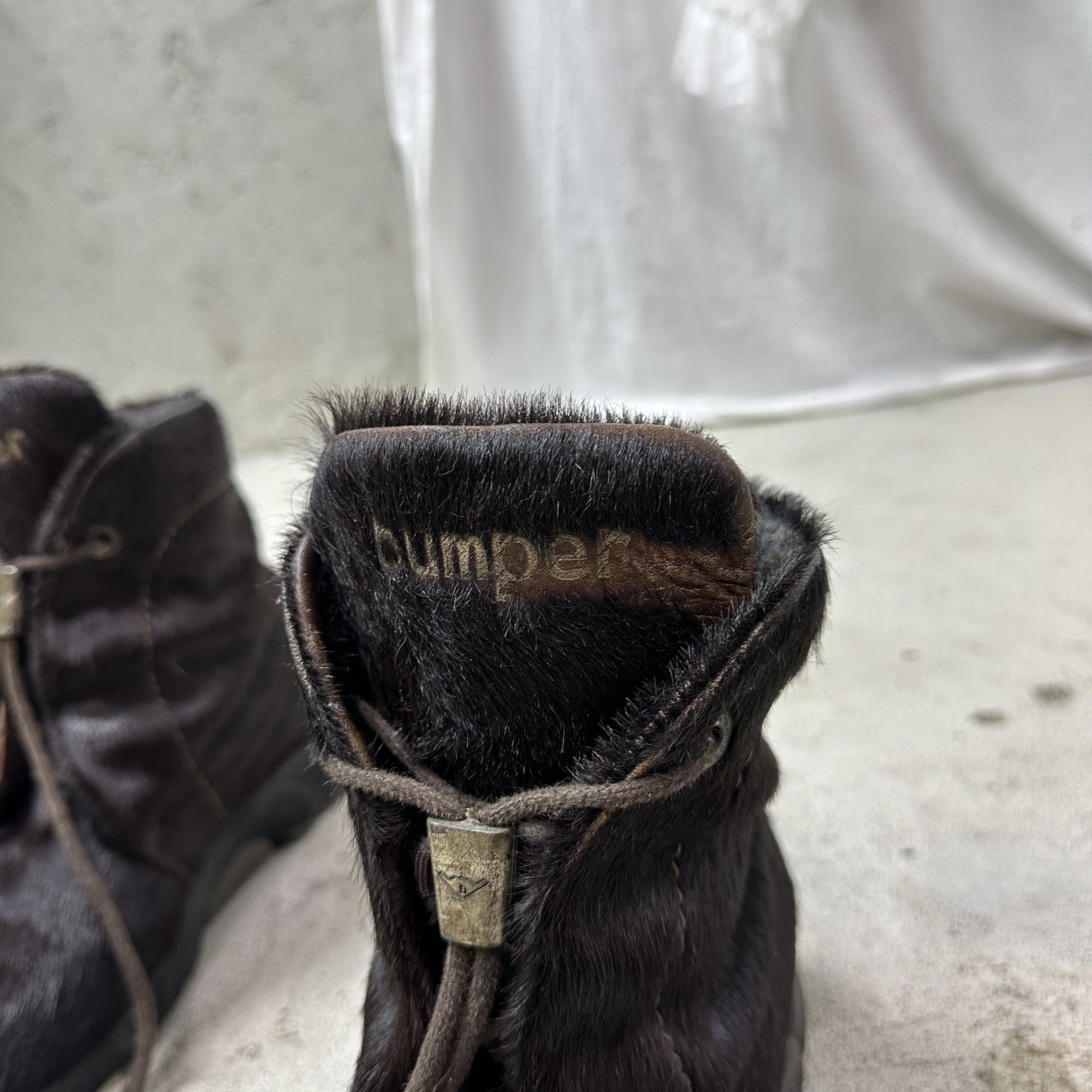 Vintage Vintage Avant Garde Bumper Pony Hair Snow Boots Y2K Size US 8 / IT 38 - 7 Thumbnail