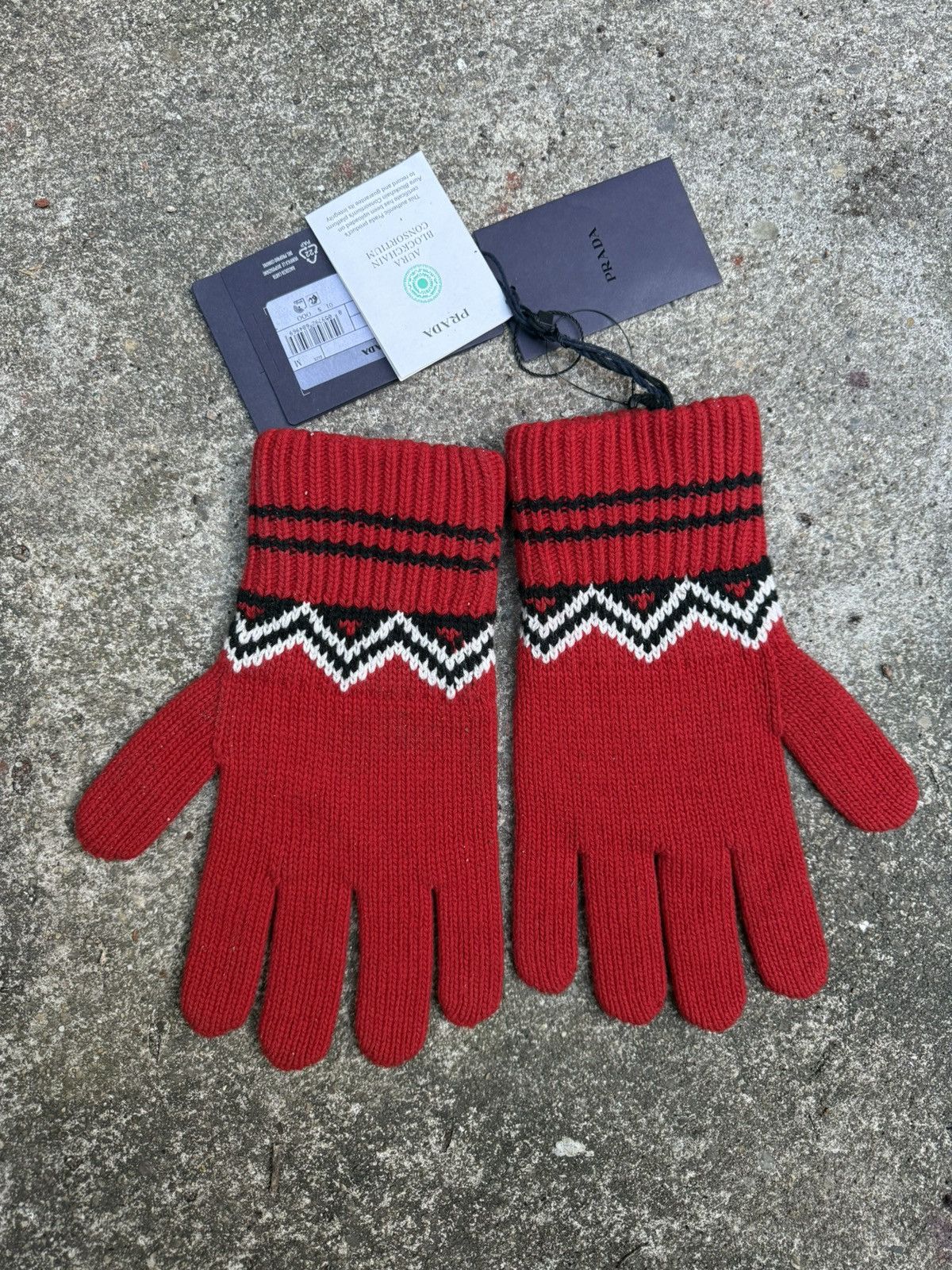 Prada Prada Cashmere Christmas Gloves Size ONE SIZE - 2 Thumbnail