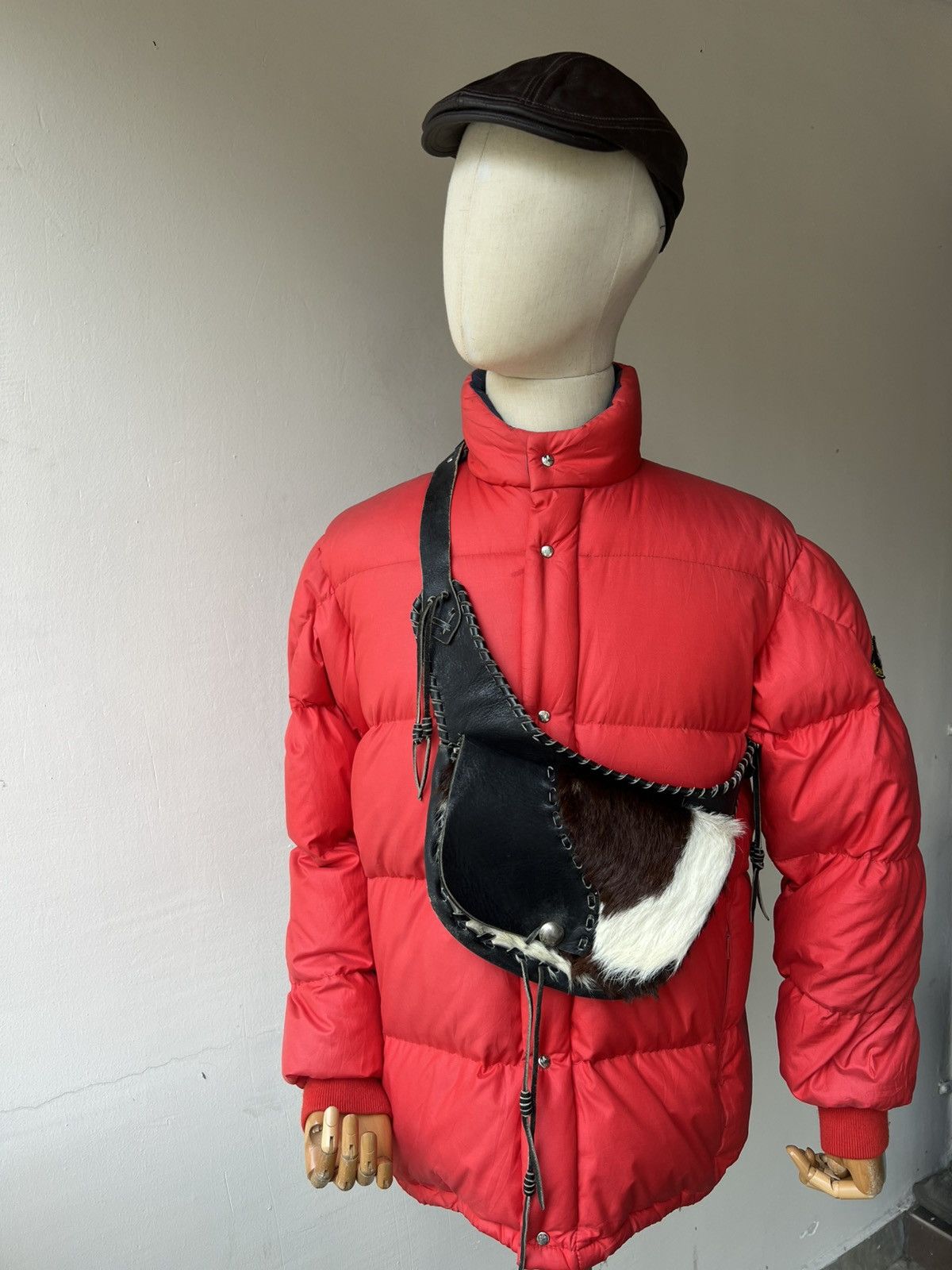 KMRii Vintage Unknown Japan Hybrid Leather Fur Native Chest Bag Size ONE SIZE - 5 Thumbnail