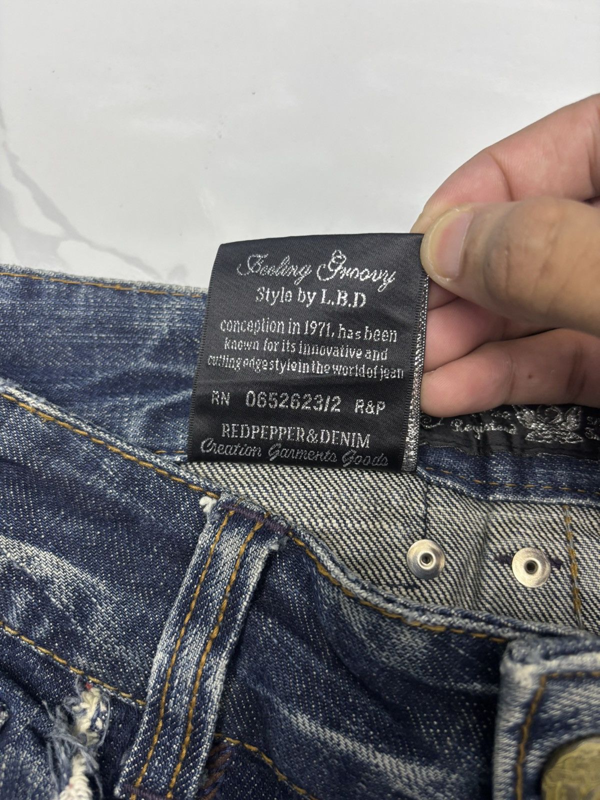 If Six Was Nine RED PEPPER FLARED JEANS DISTRESSED DENIM Size US 30 / EU 46 - 12 Thumbnail