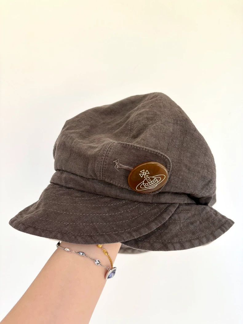 Vivienne Westwood Vivienne Westwood Old grayish-brown newsboy hat Size ONE SIZE - 1 Thumbnail