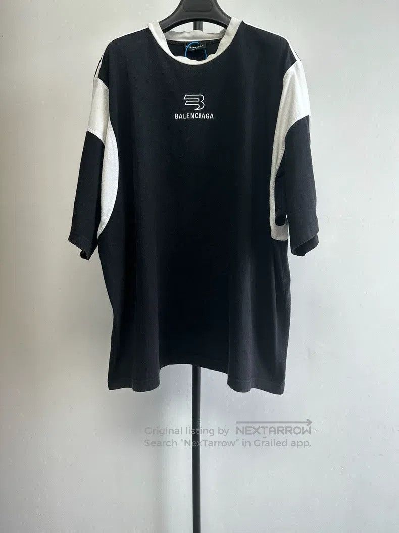 Balenciaga Balenciaga Contrast Letter Printed Short Sleeve Casual T-S Size US M / EU 48-50 / 2 - 1 Thumbnail