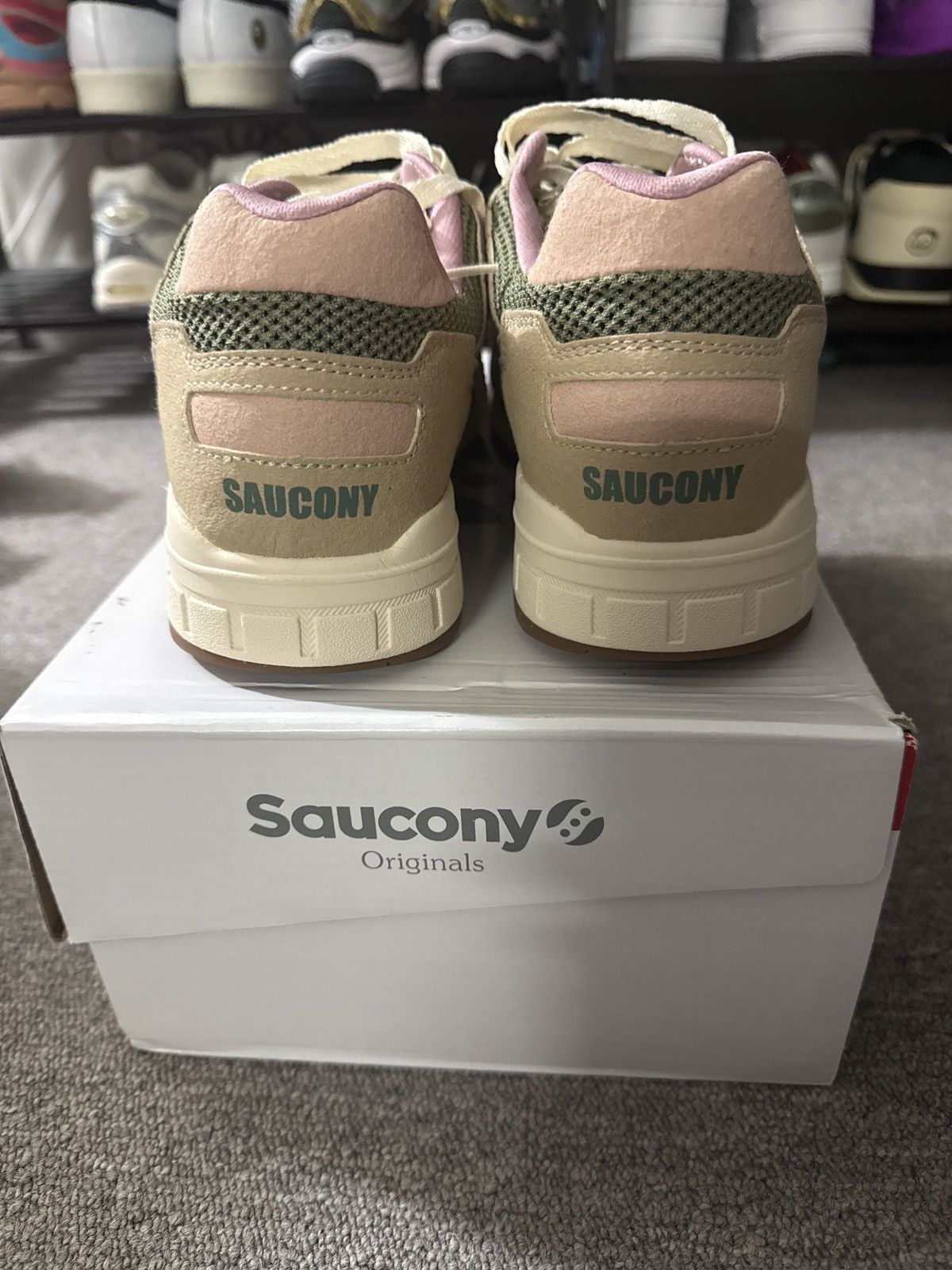 Saucony saucony shadow 5000 mushroom Size US 12 / EU 45 - 3 Thumbnail