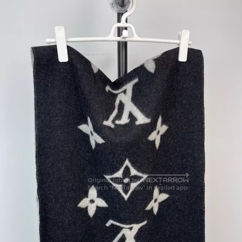 Louis Vuitton Louis Vuitton Black and grey full-print cashmere double-si Size ONE SIZE - 5 Thumbnail
